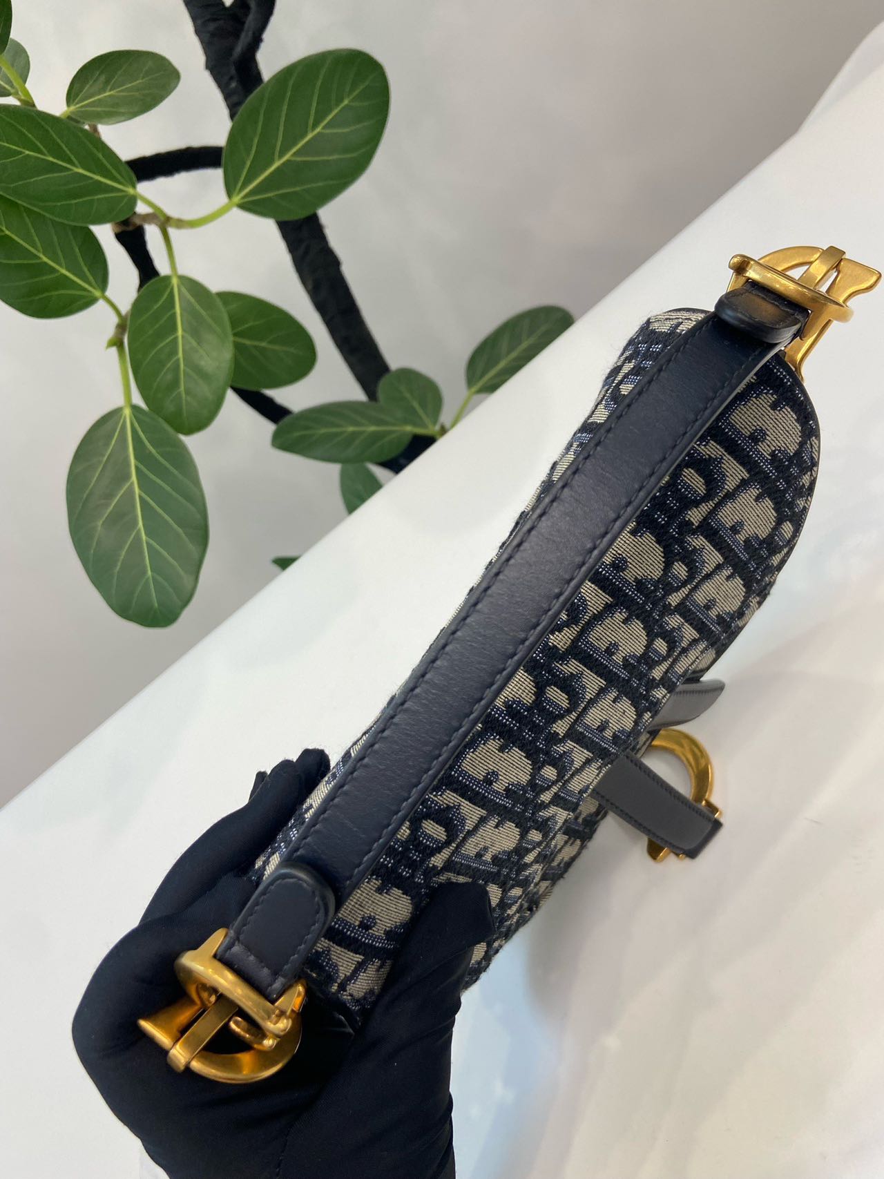 Pre-owned Certified  Dior Mini Saddle in Blue Oblique Canvas, w/ dust bag, strap