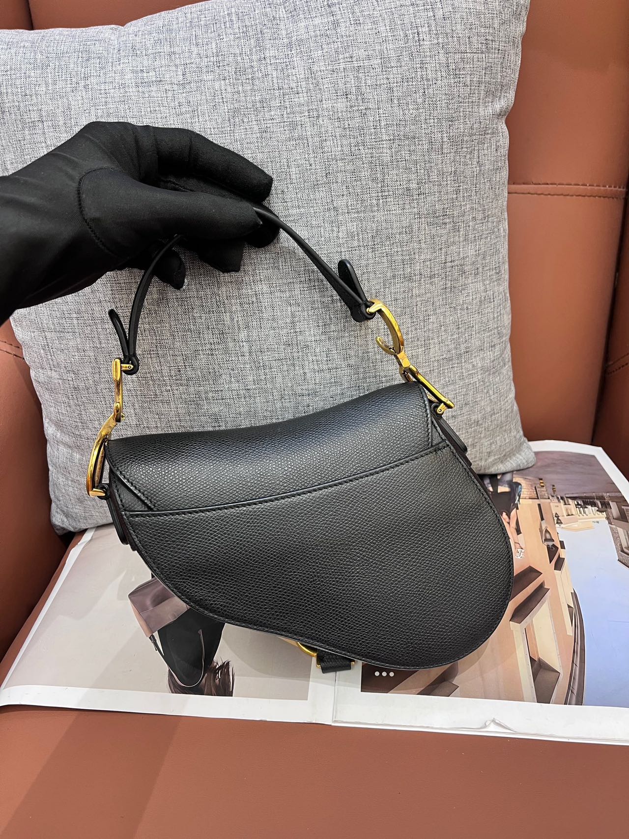 Pre-owned Certified Dior Mini Saddle in Black Grained Calfskin with Golden Hardware, 2018, w/dust bag