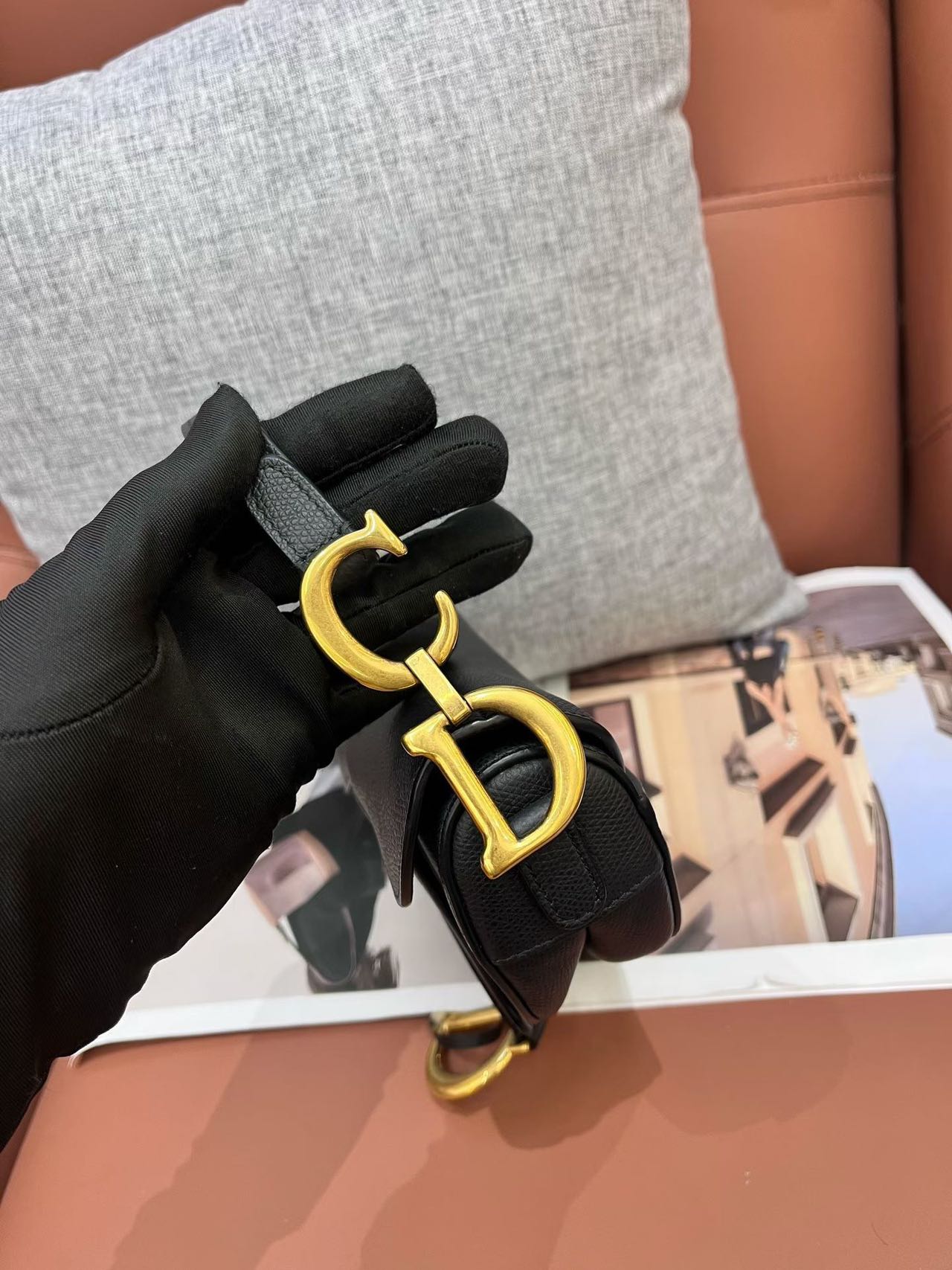 Pre-owned Certified Dior Mini Saddle in Black Grained Calfskin with Golden Hardware, 2018, w/dust bag