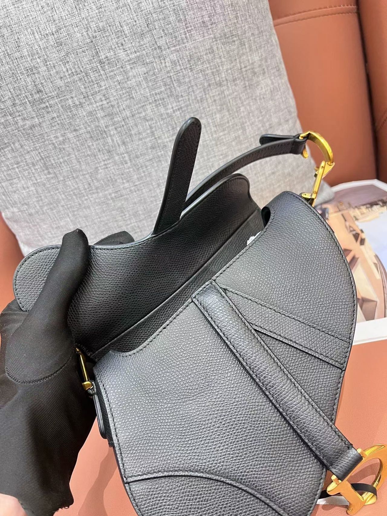 Pre-owned Certified Dior Mini Saddle in Black Grained Calfskin with Golden Hardware, 2018, w/dust bag