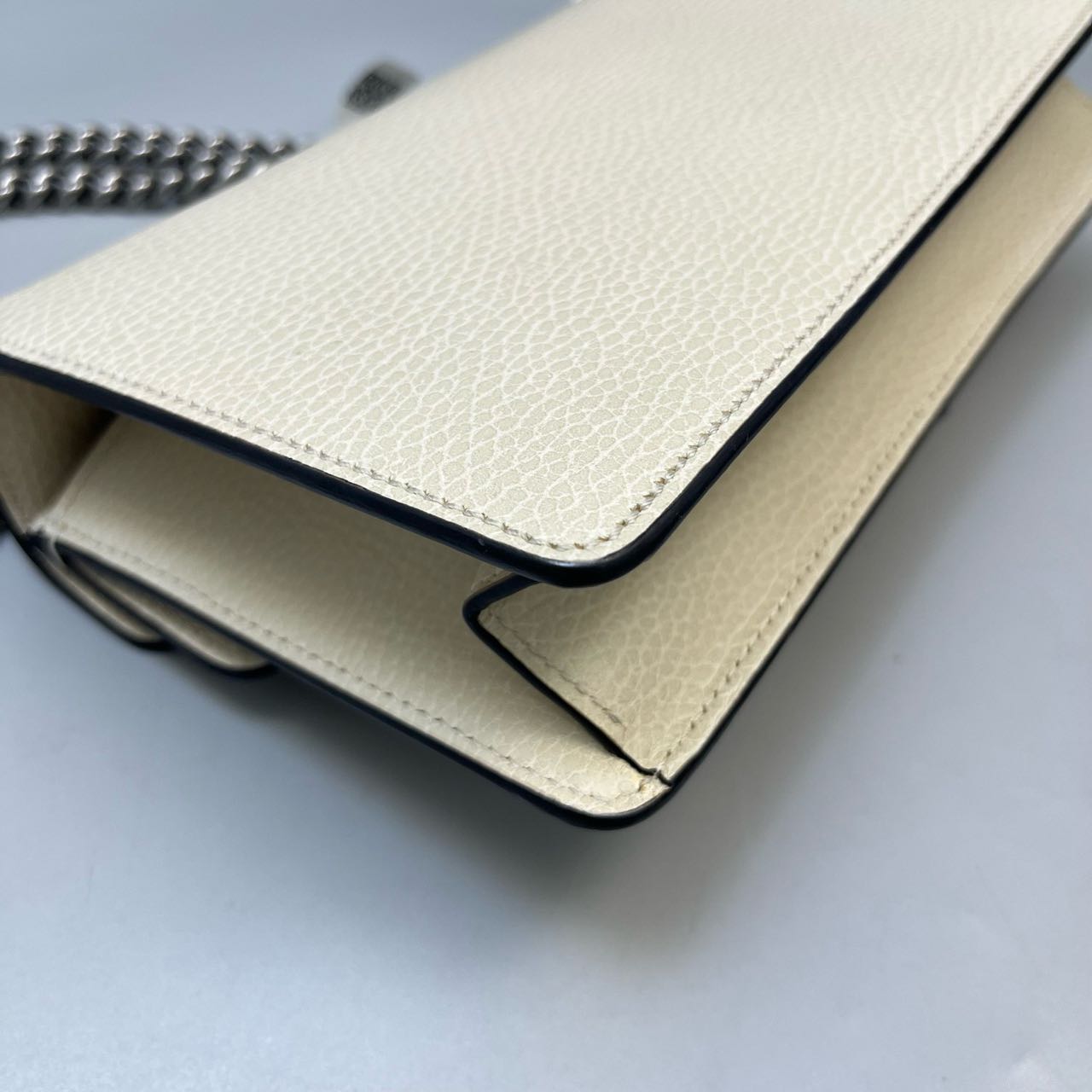 Pre-owned Certified Gucci Small Dionysus Shoulder Bag in White Leather  with Blue Enamel Hardware
