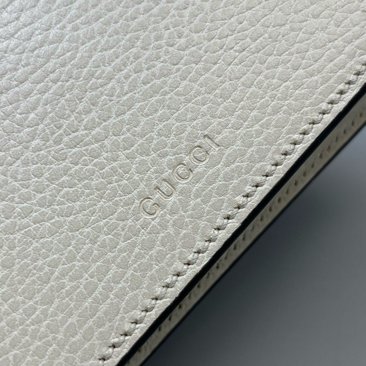 Pre-owned Certified Gucci Small Dionysus Shoulder Bag in White Leather  with Blue Enamel Hardware