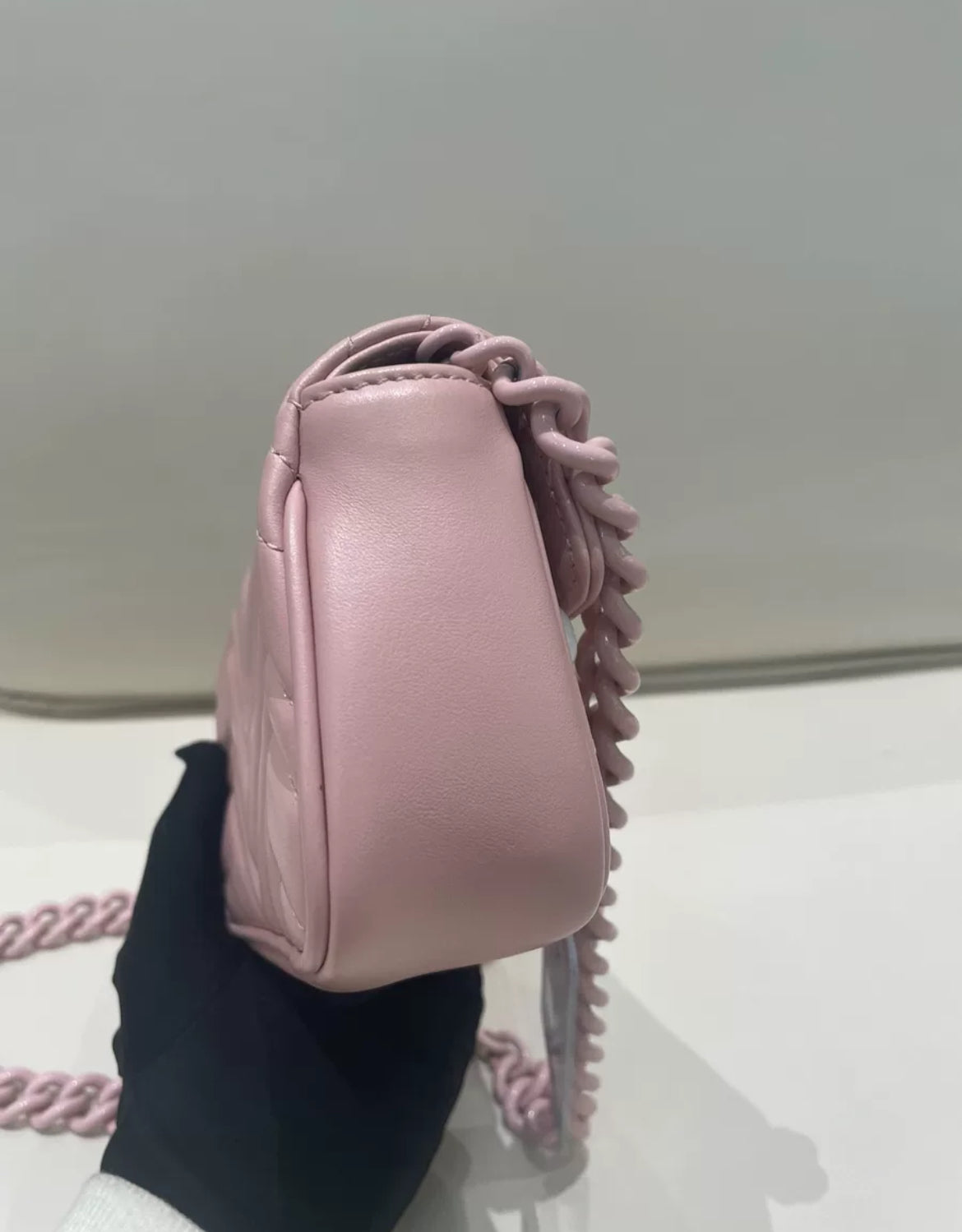 Подержанные часы Gucci Marmont Supermini в цвете All Pink