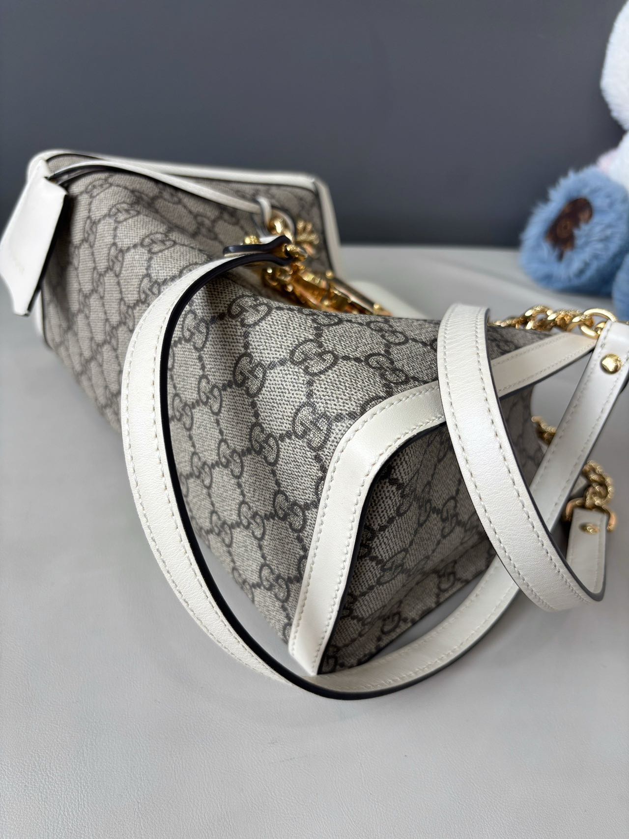 Pre-owned Certified Gucci Small Padlock Shoulder Bag in GG Supreme Coated Canvas with Golden Hardware