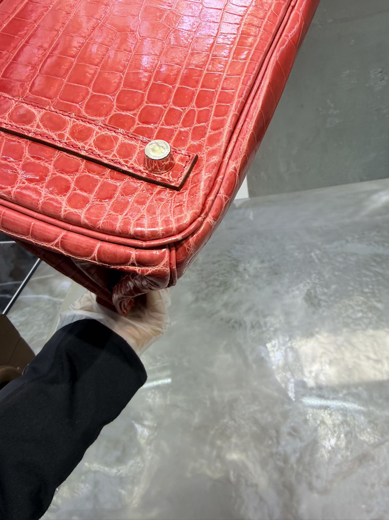 Pre-owned Certified Hermes Birkin 30 in A5 Bougainvillier Shiny Crocodile Niloticus Skin with Silver Hardware, 2010, w/ Box, dust bag, lock and key with clochette, rain coat