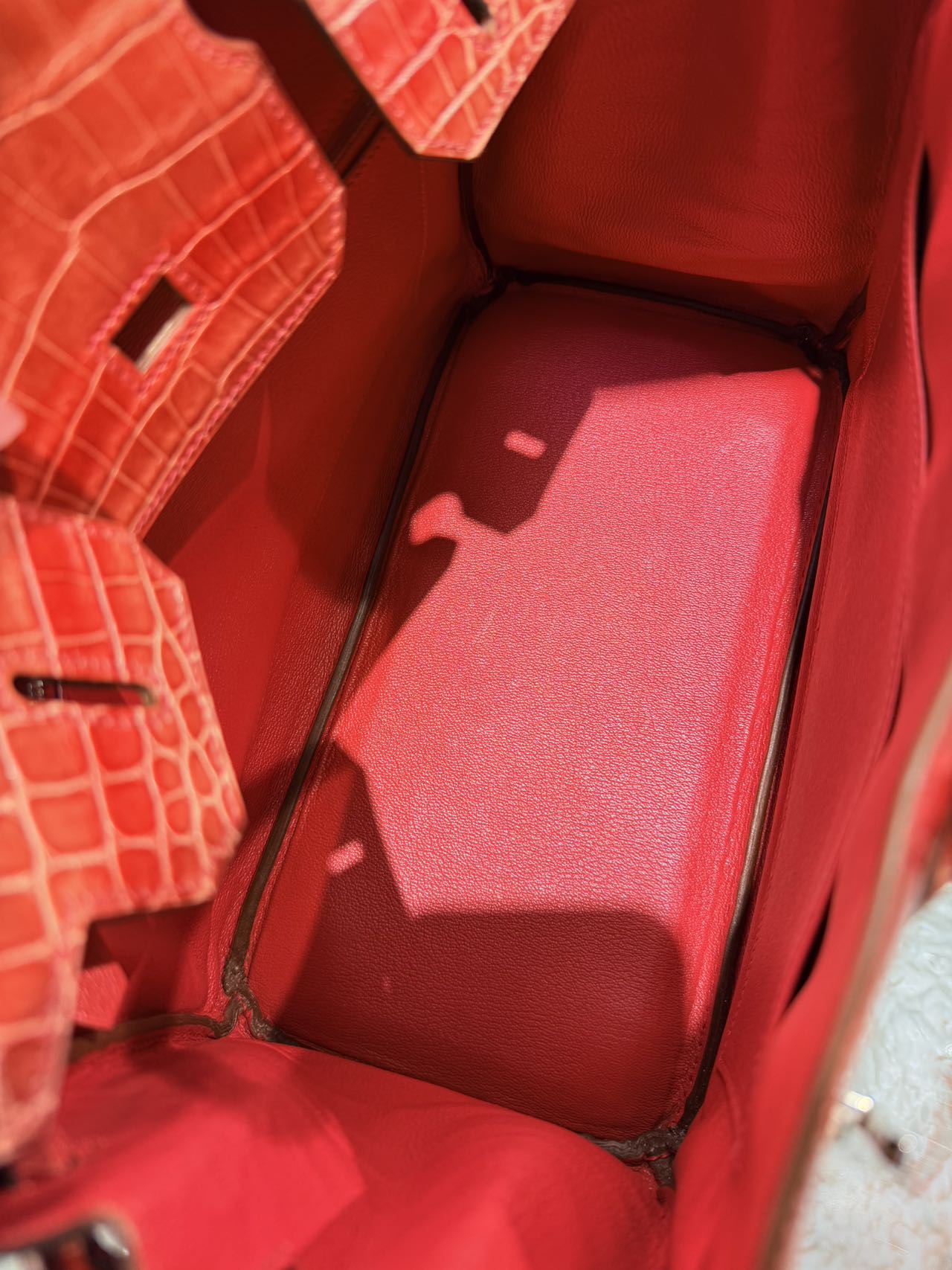 Pre-owned Certified Hermes Birkin 30 in A5 Bougainvillier Shiny Crocodile Niloticus Skin with Silver Hardware, 2010, w/ Box, dust bag, lock and key with clochette, rain coat