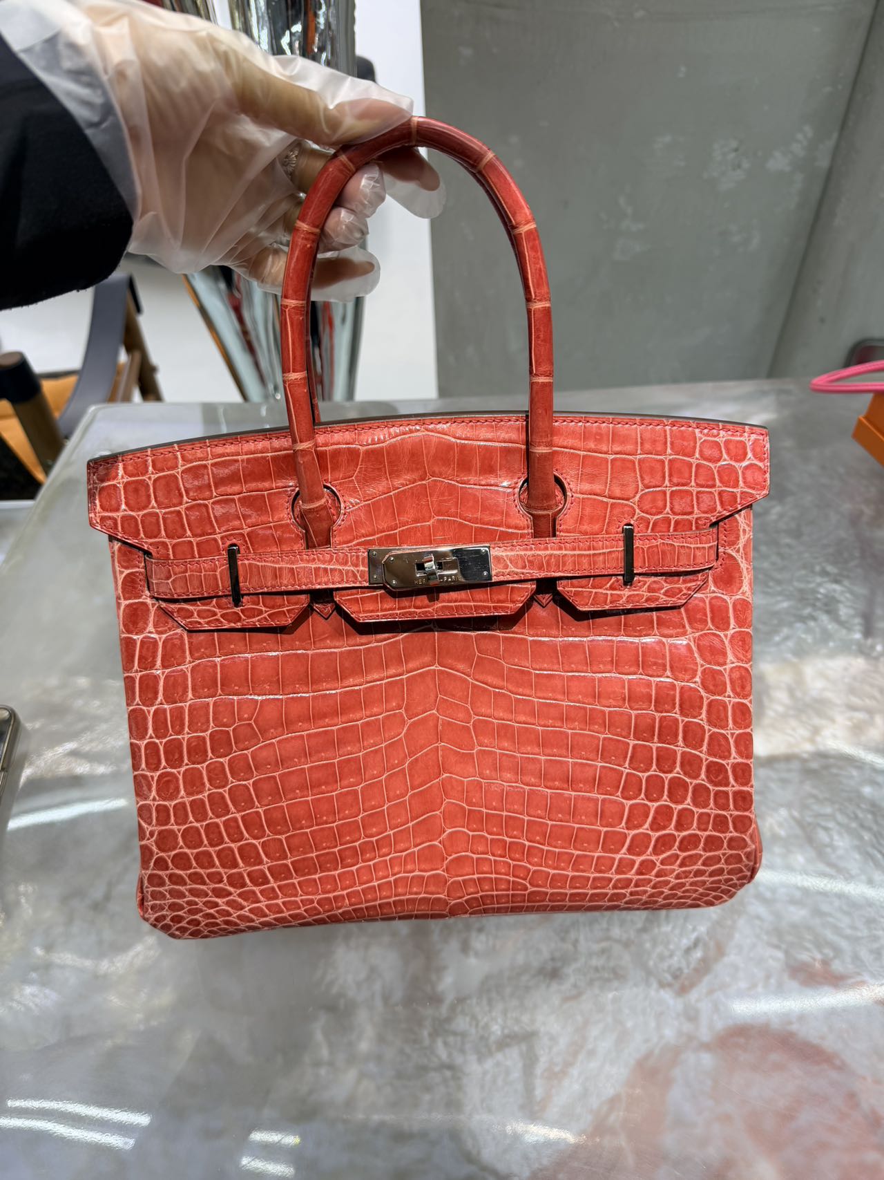 Pre-owned Certified Hermes Birkin 30 in A5 Bougainvillier Shiny Crocodile Niloticus Skin with Silver Hardware, 2010, w/ Box, dust bag, lock and key with clochette, rain coat
