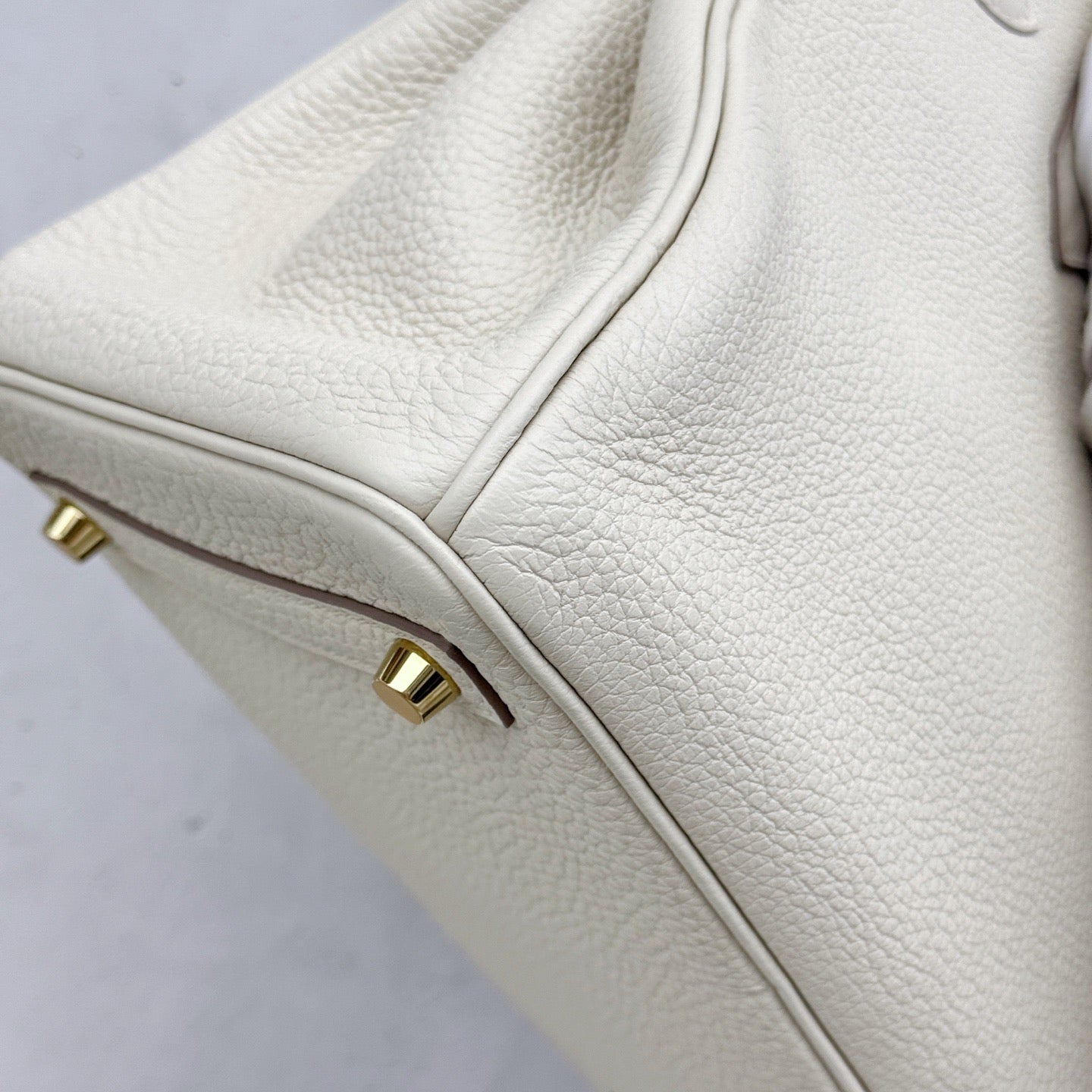 Pre-owned Certified Hermes Birkin 30 in Craie Togo Leather with Golden Hardware, 2020, w/ dust bag, lock and key, rain coat