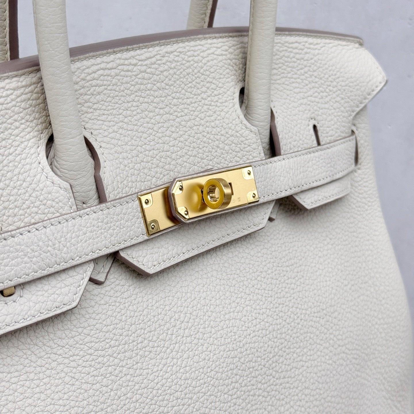 Pre-owned Certified Hermes Birkin 30 in Craie Togo Leather with Golden Hardware, 2020, w/ dust bag, lock and key, rain coat