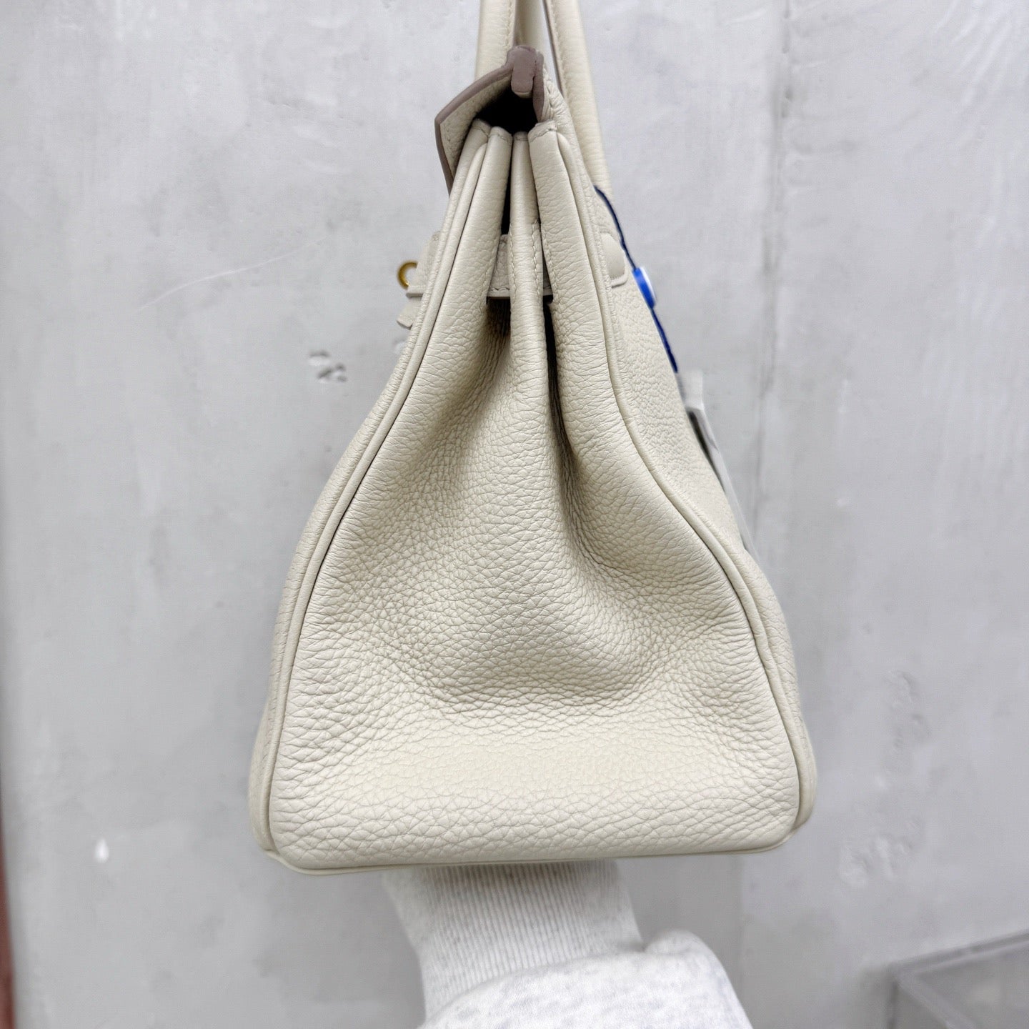 Pre-owned Certified Hermes Birkin 30 in Craie Togo Leather with Golden Hardware, 2020, w/ dust bag, lock and key, rain coat
