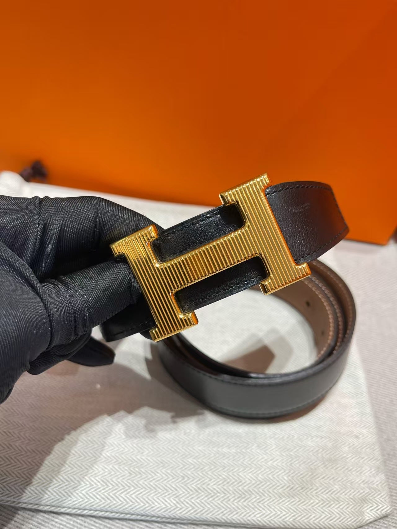 Pre-owned Hermes H Buckle Belt Black with Golden Brown Golden Hardware, Size 95, 2020, w/ dust bag