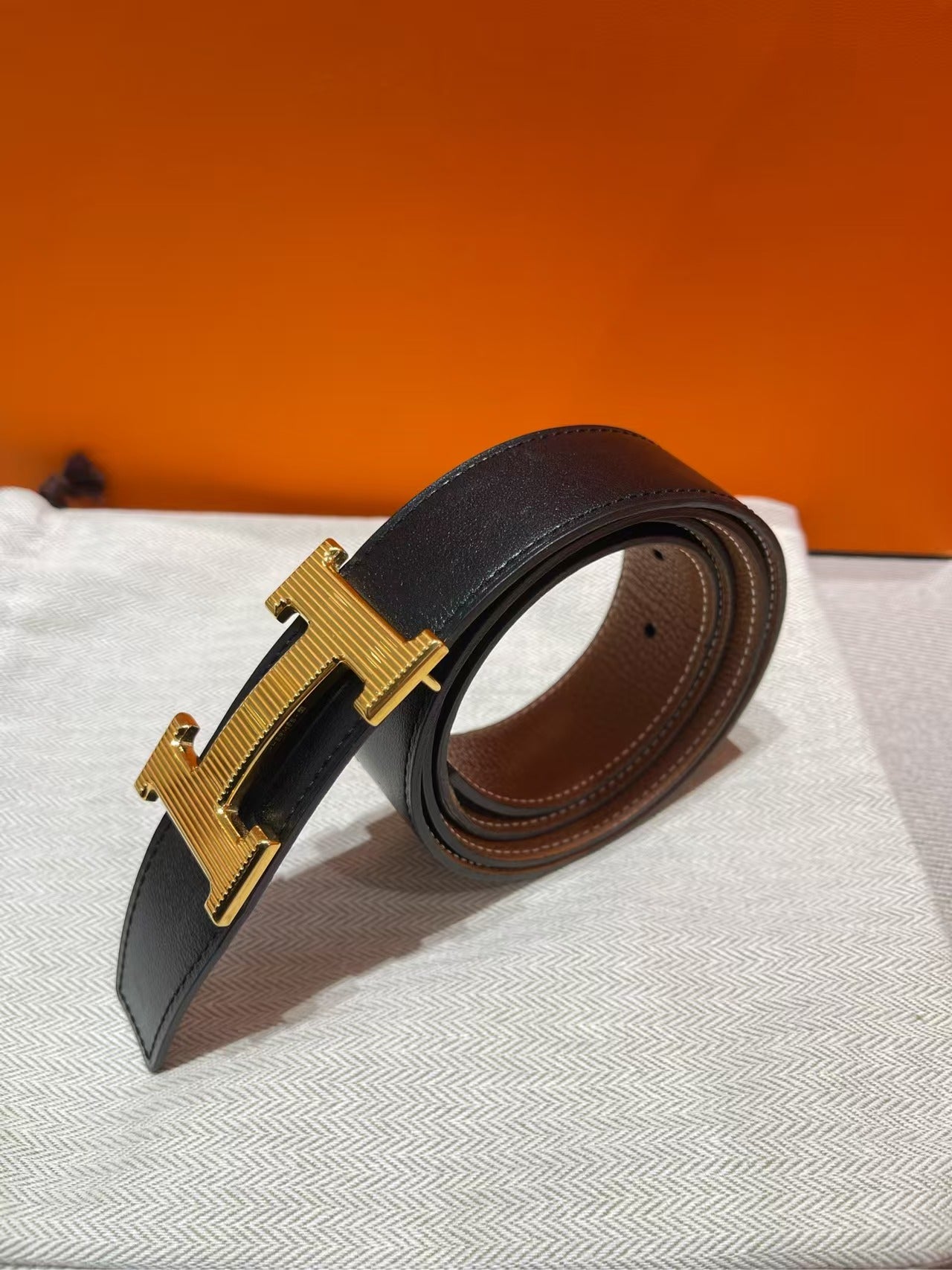 Pre-owned Hermes H Buckle Belt Black with Golden Brown Golden Hardware, Size 95, 2020, w/ dust bag