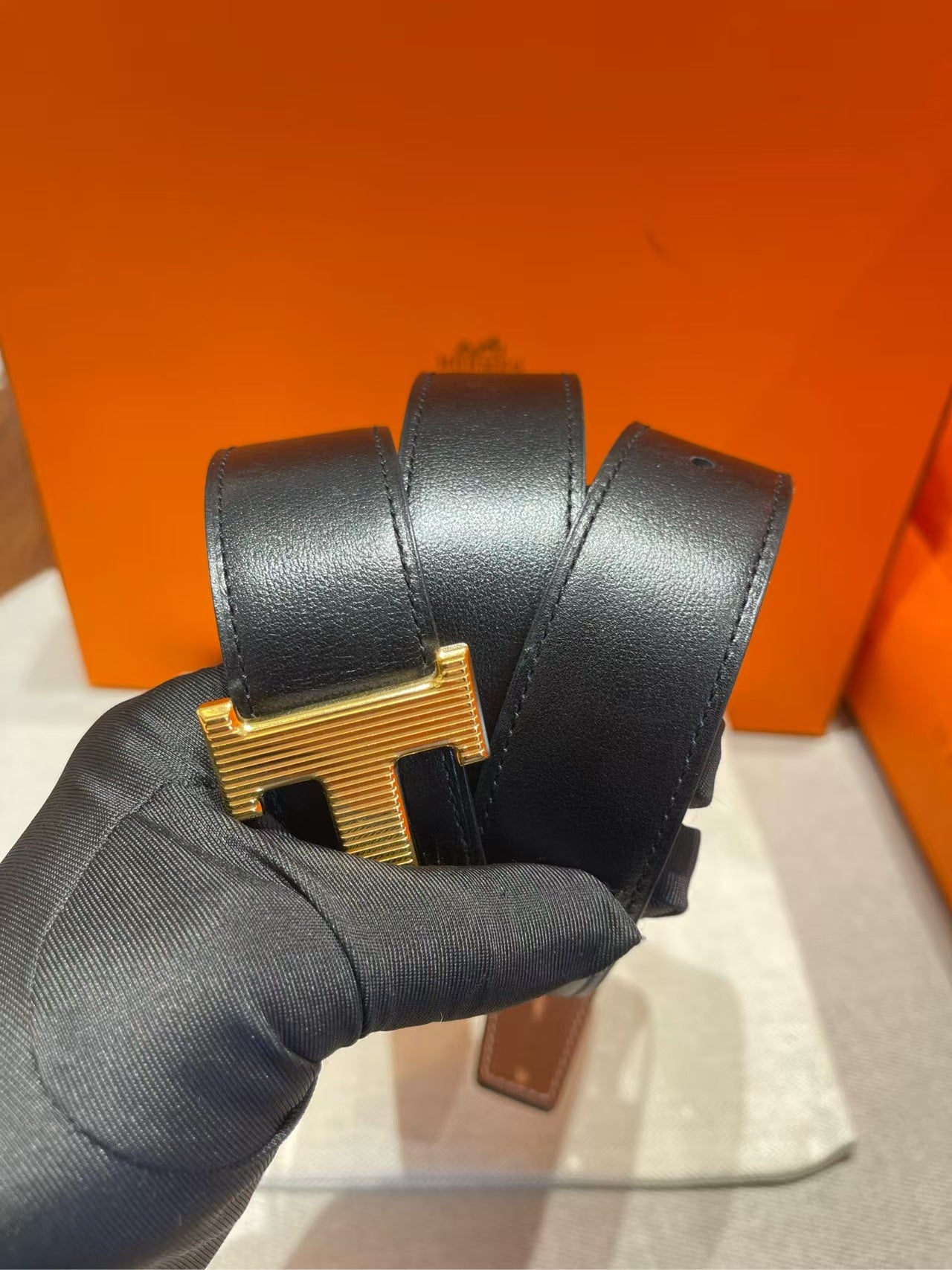 Pre-owned Hermes H Buckle Belt Black with Golden Brown Golden Hardware, Size 95, 2020, w/ dust bag