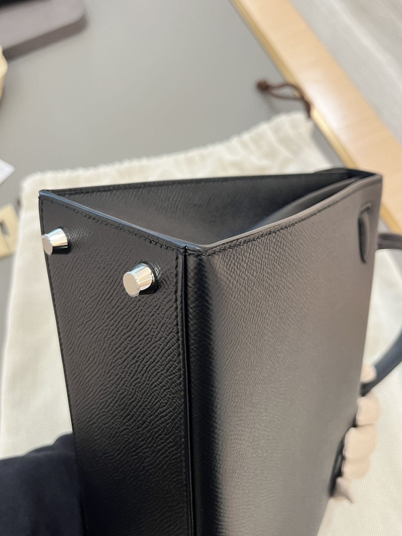 Pre-owned Certified Hermes Kelly 25 Sellier in Black Epsom Leather with Palladium Hardware, 2017, w/ Full Set