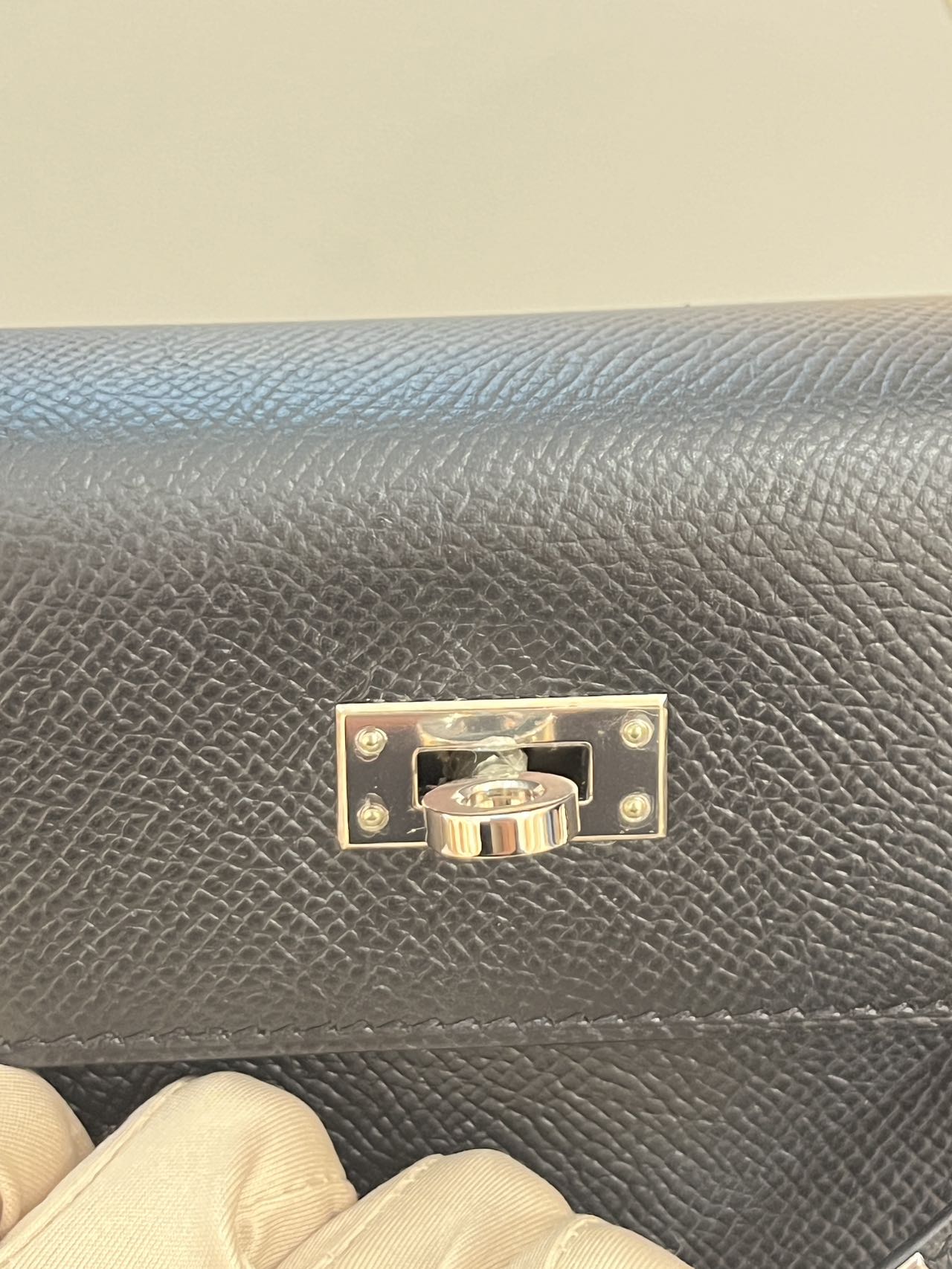 Pre-owned Certified Hermes Kelly 25 Sellier in Black Epsom Leather with Palladium Hardware, 2017, w/ Full Set