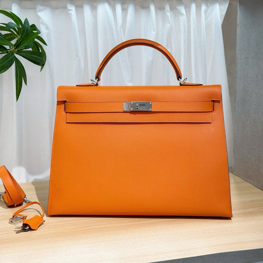 Pre-owned Certified Hermes Kelly 40 Hermes Orange Epsom Leather Silver Hardware, 2013, Full Set