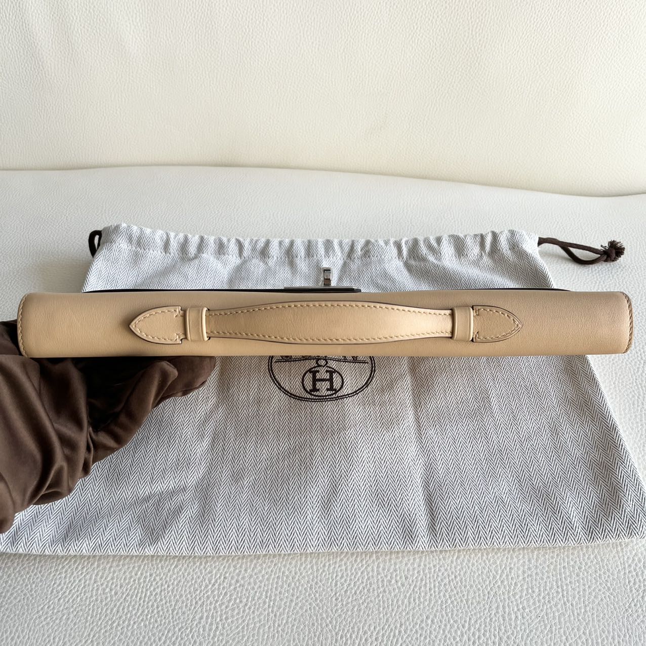 Pre-owned Certified Hermes Kelly Cut in 21 Naturel-Sable Swift Leather with Silver Hardware, 2016, w/ Dust bag