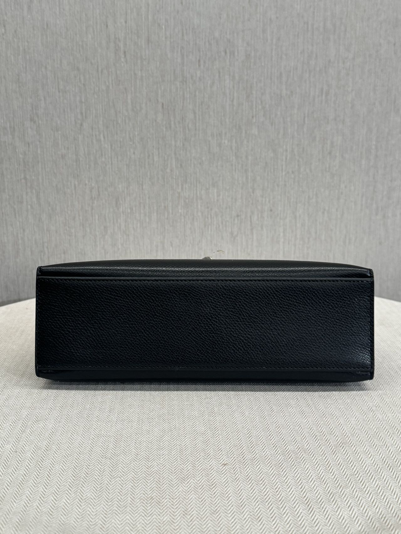 Pre-owned Certified Hermes Kelly Pochette in Black Epsom Leather with Silver Hardware, 2004, w/ full set