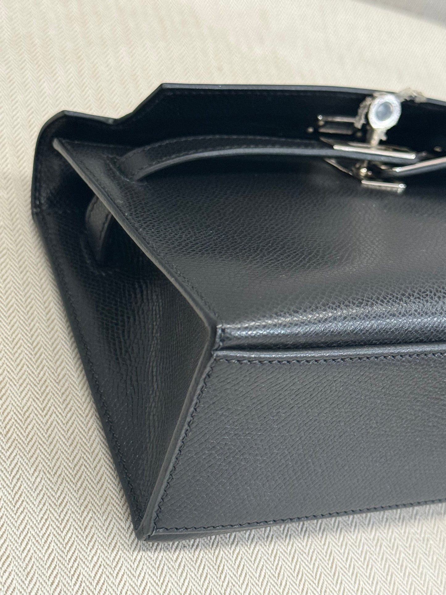 Pre-owned Certified Hermes Kelly Pochette in Black Epsom Leather with Silver Hardware, 2004, w/ full set