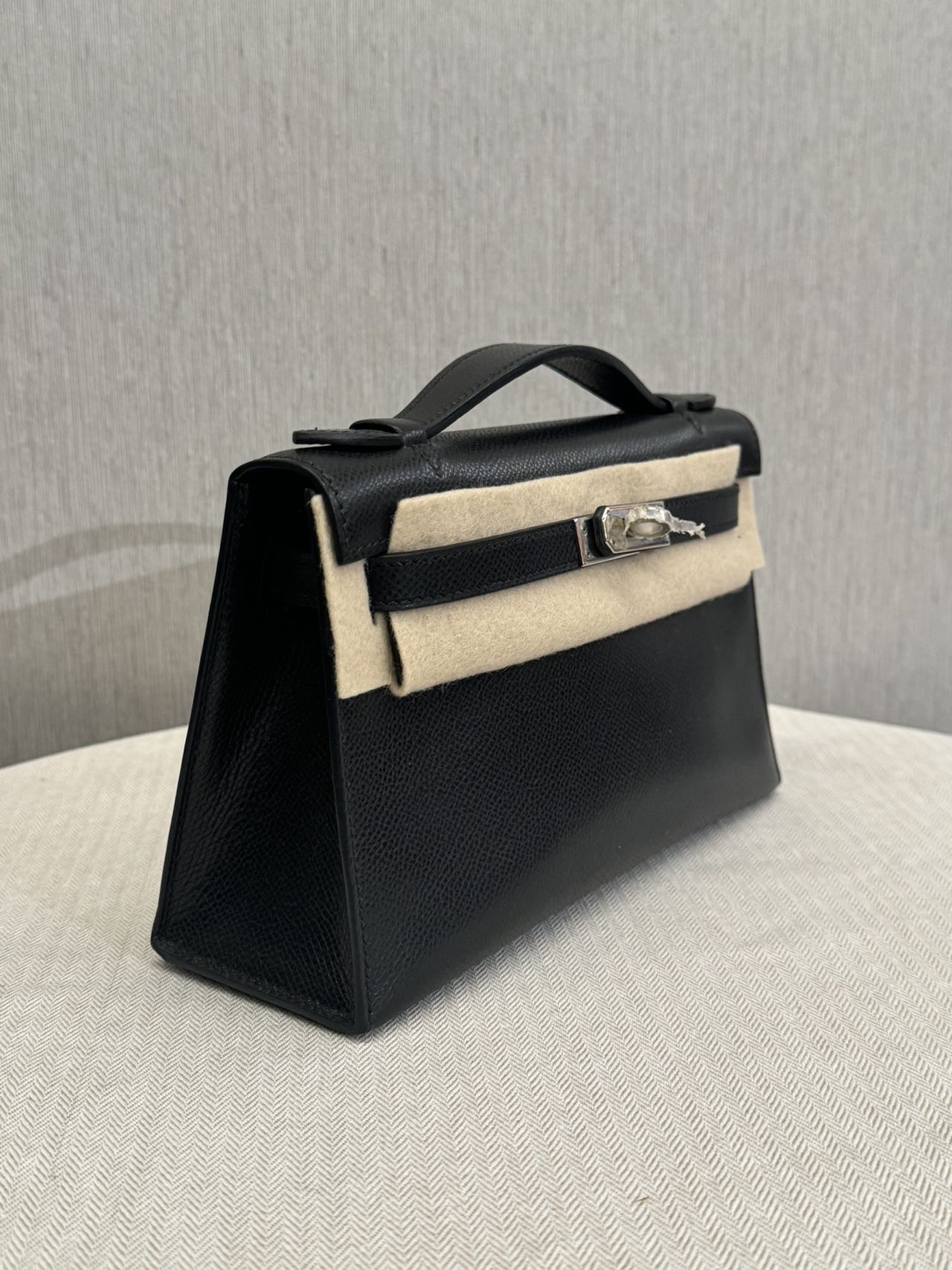 Pre-owned Certified Hermes Kelly Pochette in Black Epsom Leather with Silver Hardware, 2004, w/ full set