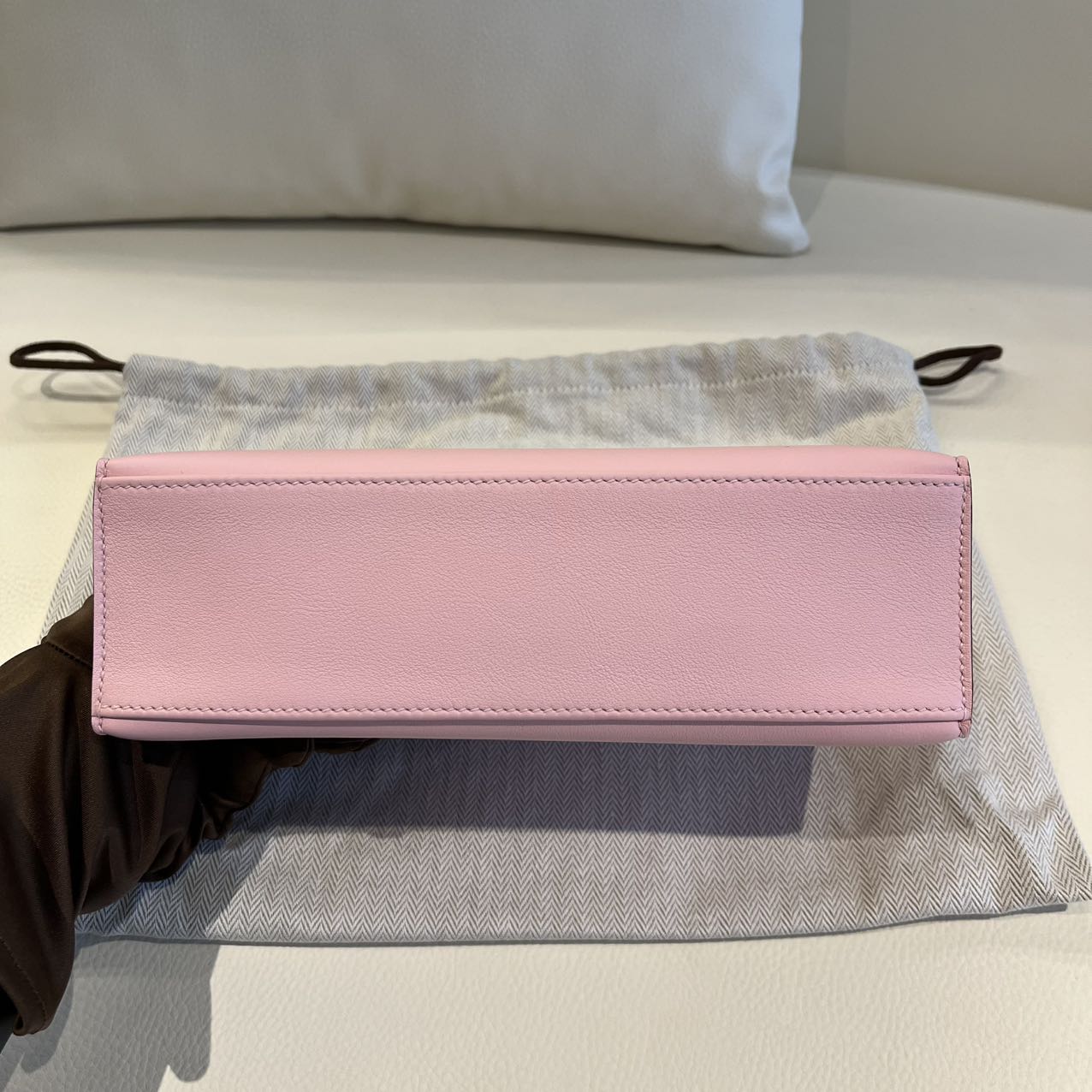 Pre-owned Certified Hermes Mini Kelly Pochette in Sakura Pink Swift Leather with Silver Hardware, 2025, w/ Full Set