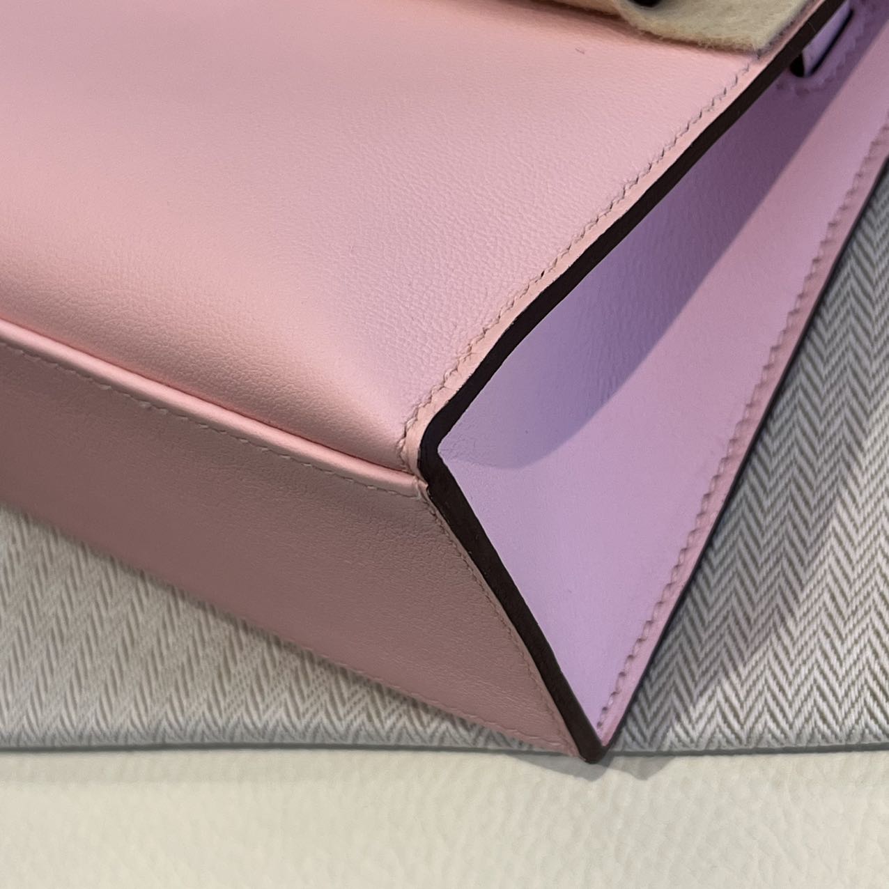 Pre-owned Certified Hermes Mini Kelly Pochette in Sakura Pink Swift Leather with Silver Hardware, 2025, w/ Full Set