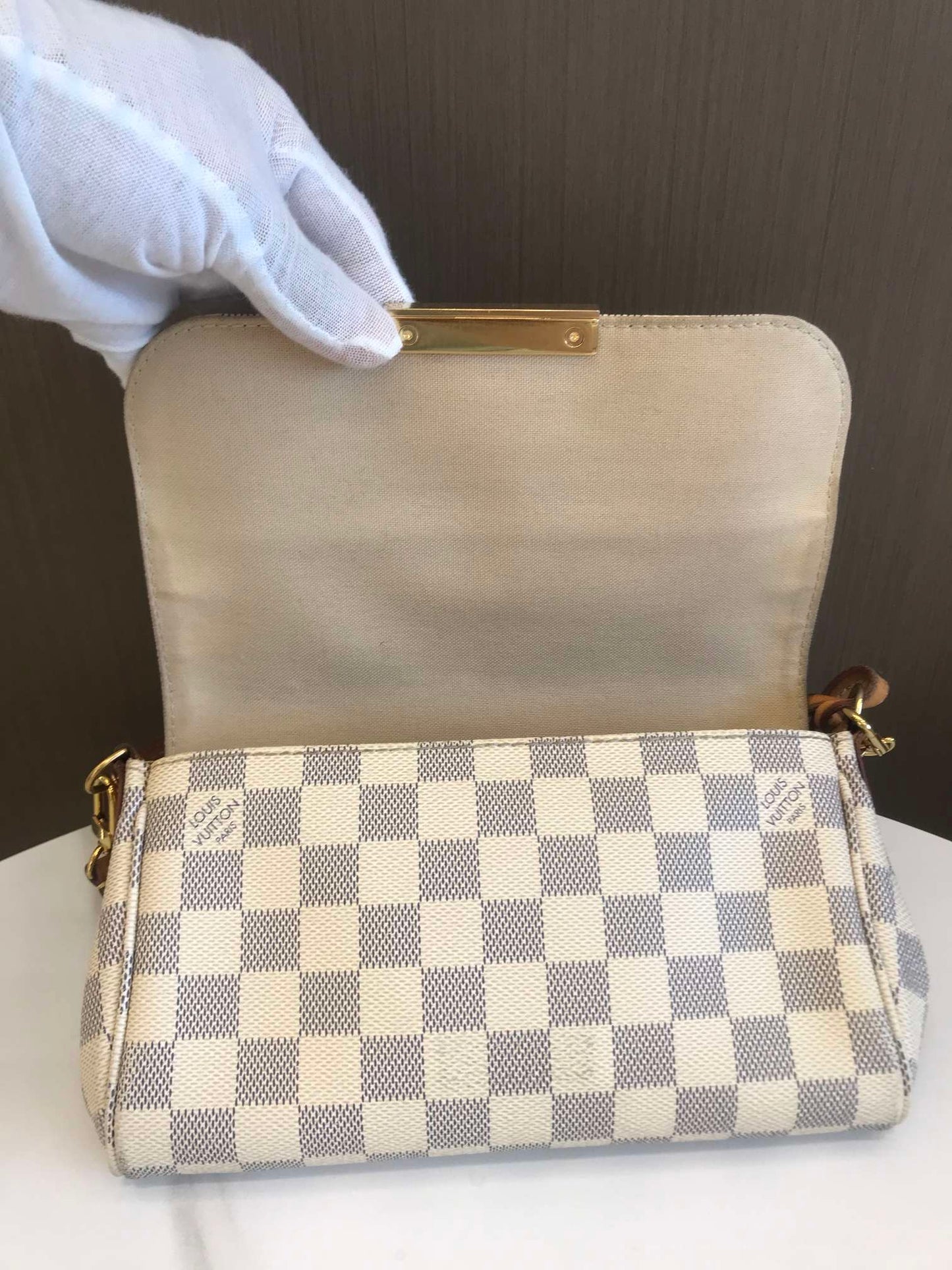 Pre-owned LV Louis Vuitton Favorite Damier Azure Small