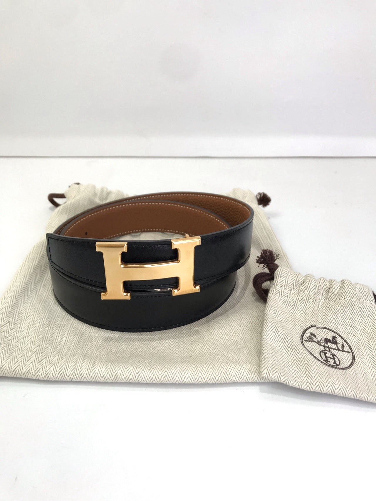 New Gems | Pre-owned Hermes H Belt Black w/ Gold Hardware size 75