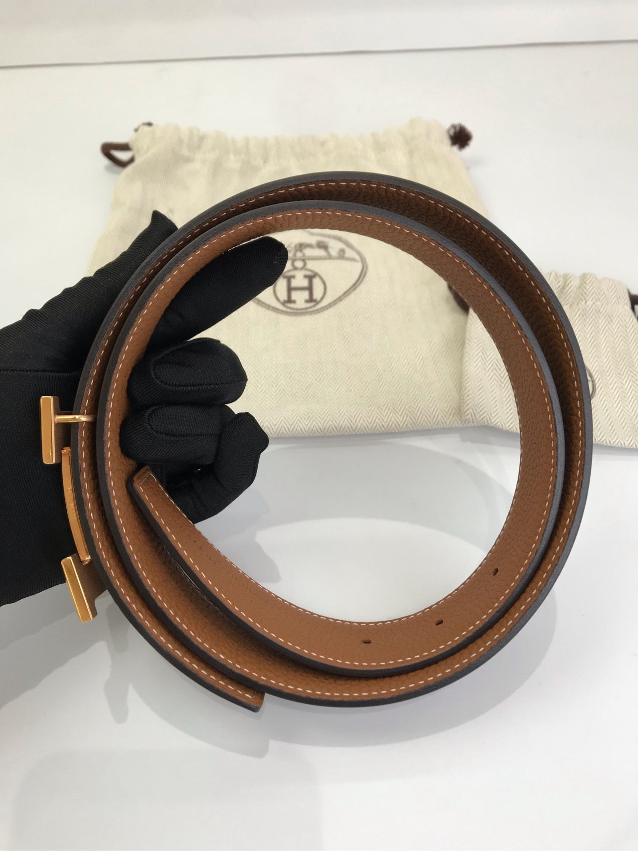 New Gems | Pre-owned Hermes H Belt Black w/ Gold Hardware size 75