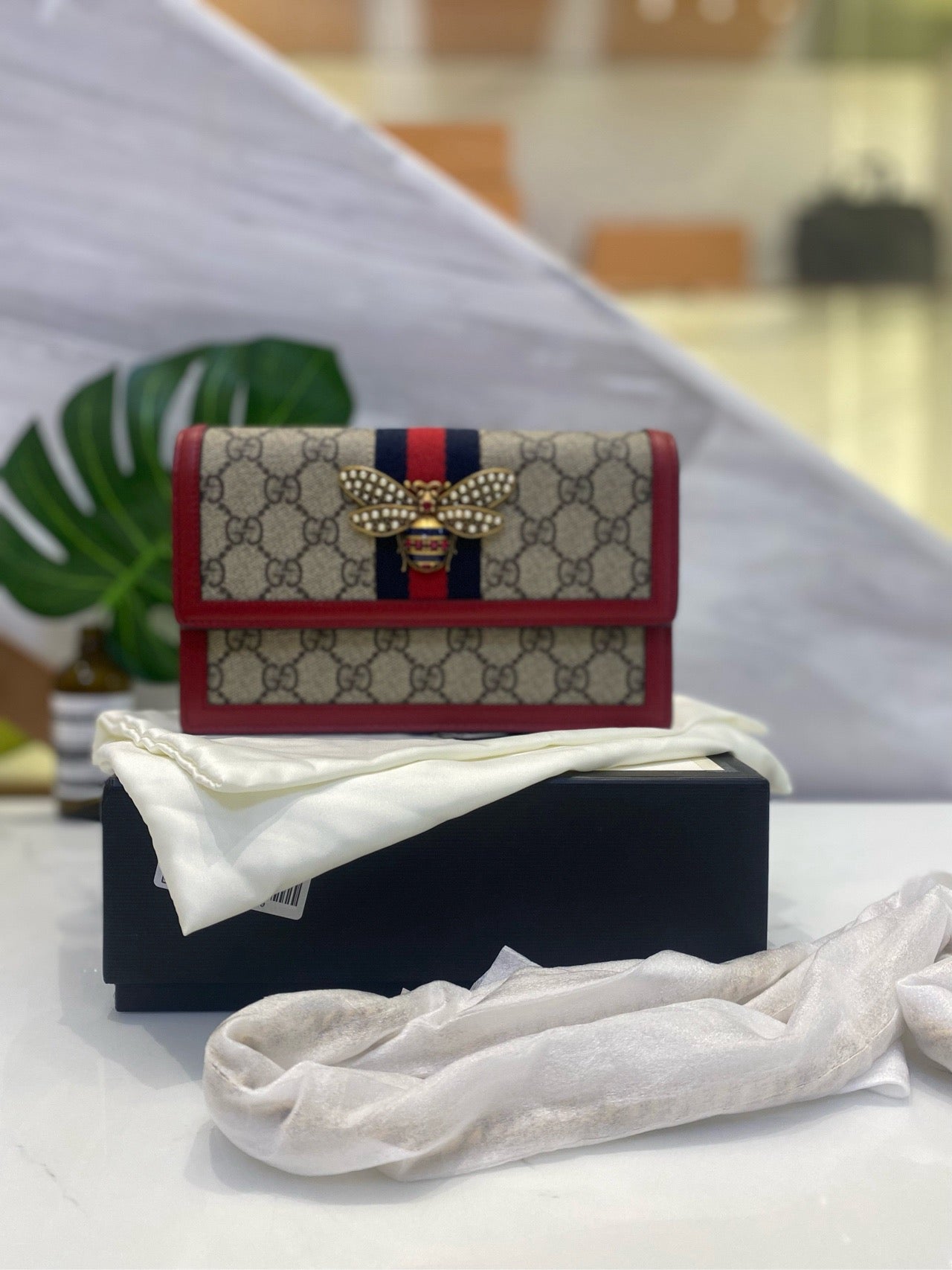 Pre-owned Gucci Queen Margaret WOC Wallet on Chain Red