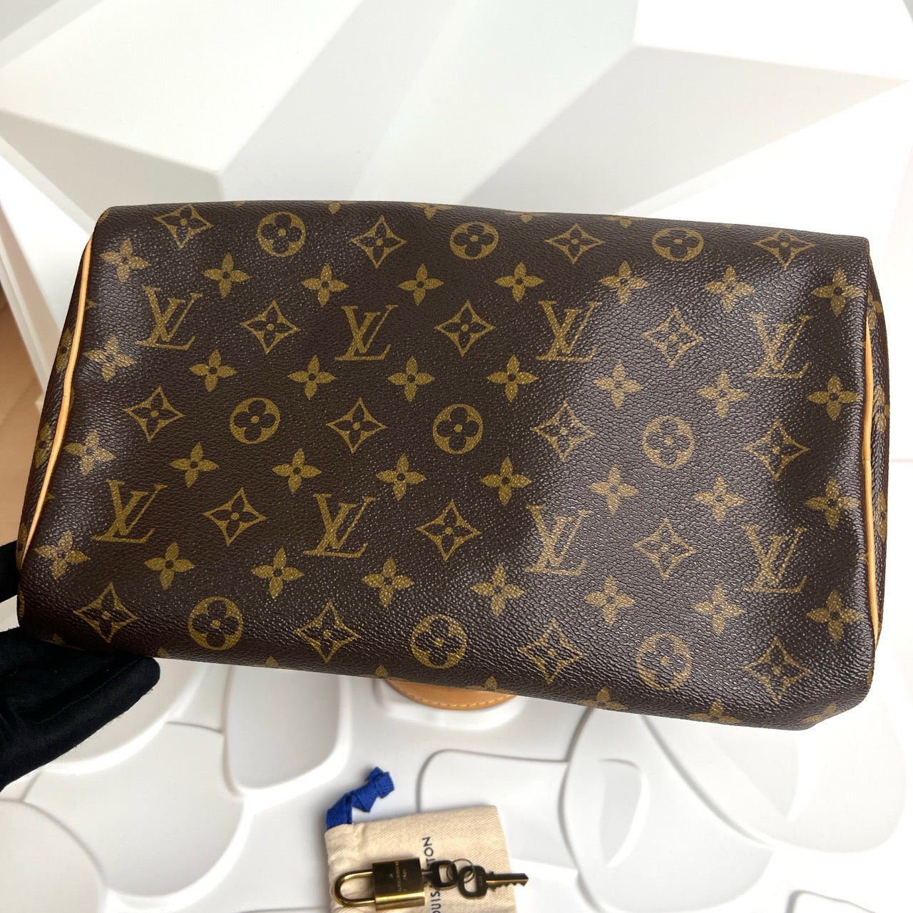 New Gems | Pre-owned LV Louis Vuitton Speedy 30 Monogram