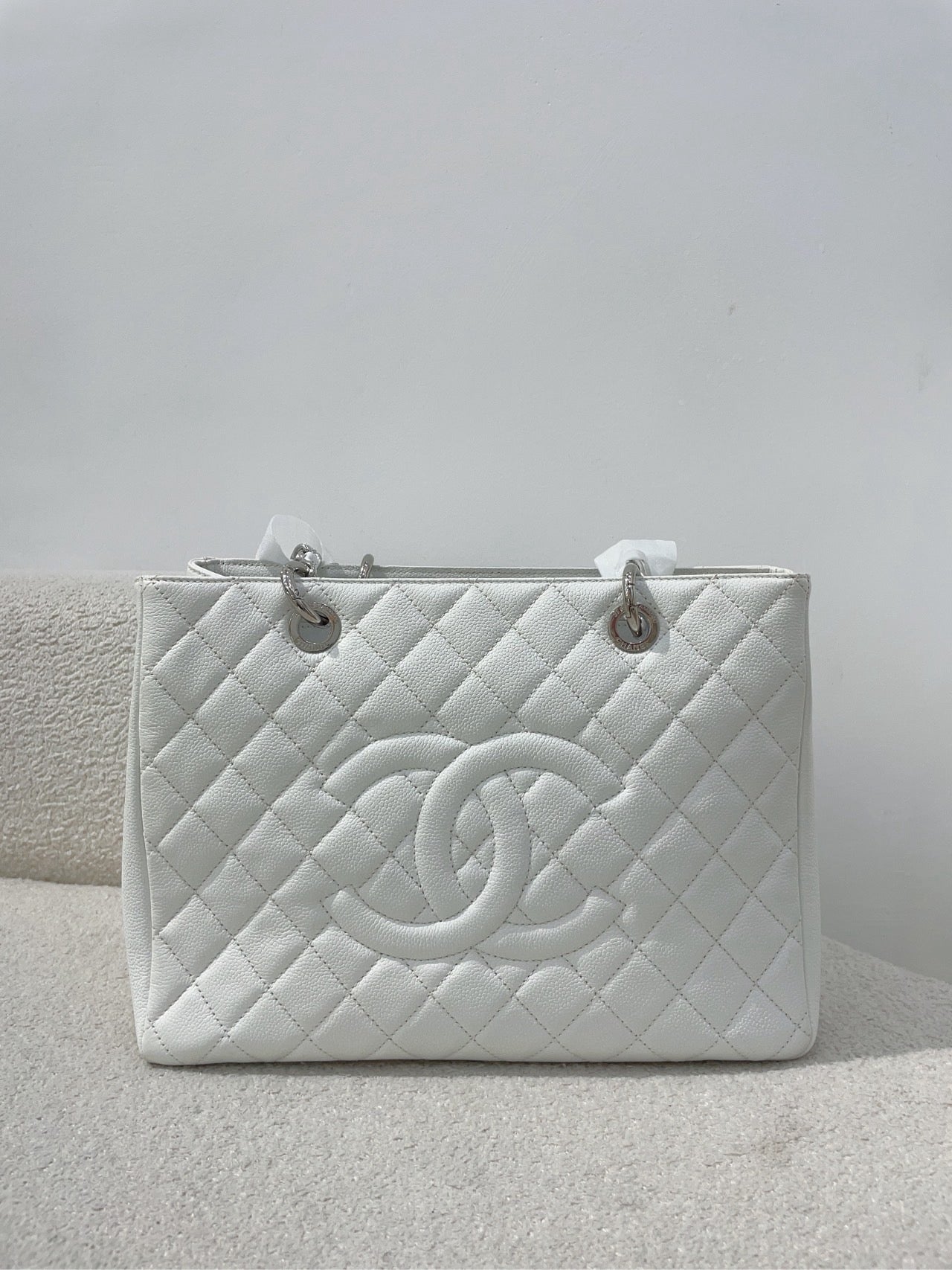 New Gems | Pre-owned Chanel GST White Caviar Leather w/ Silver Hardware