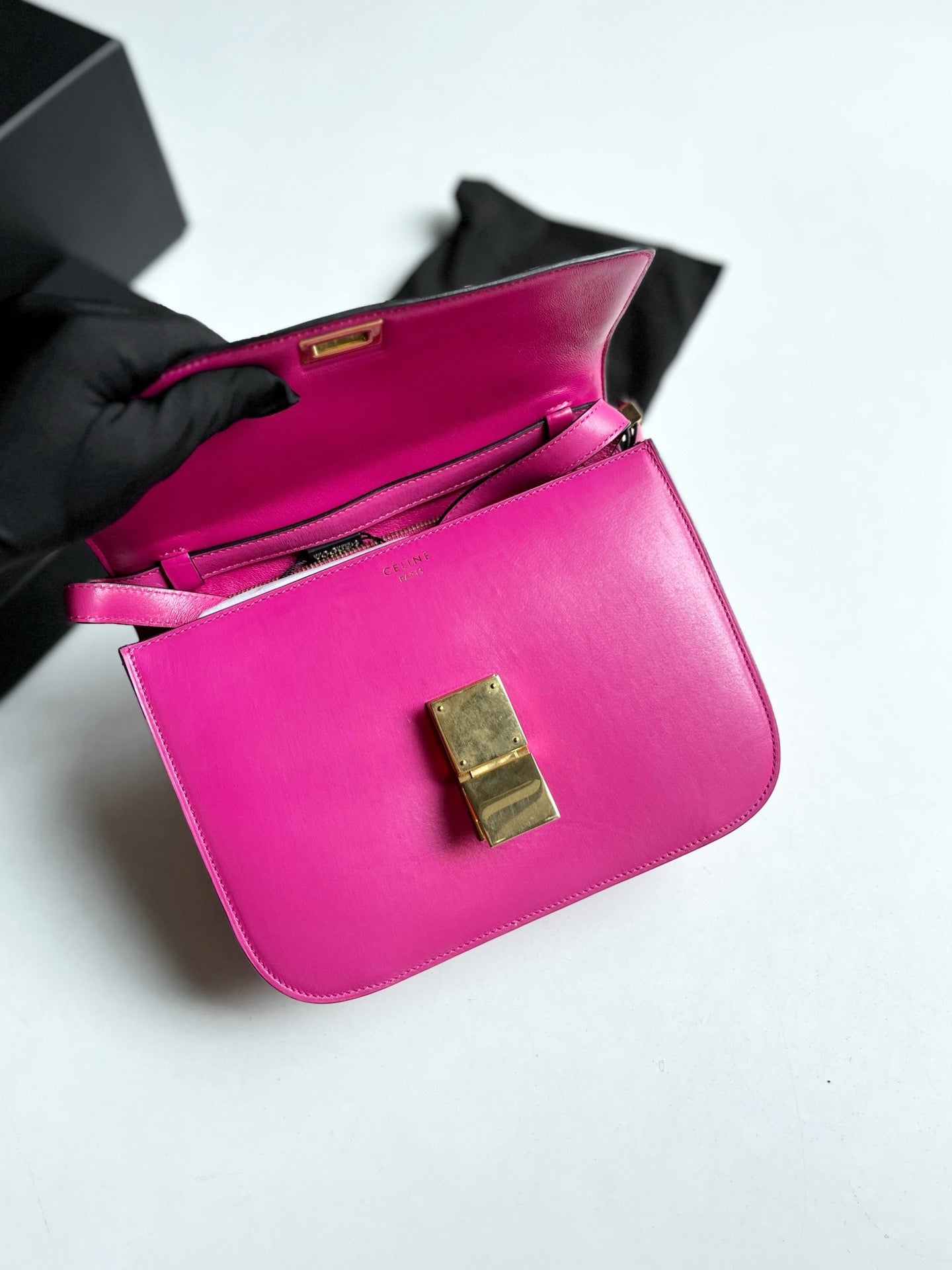 Pre-owned Celine Box Medium Fuchsia Pink Calfskin, w/ dust bag