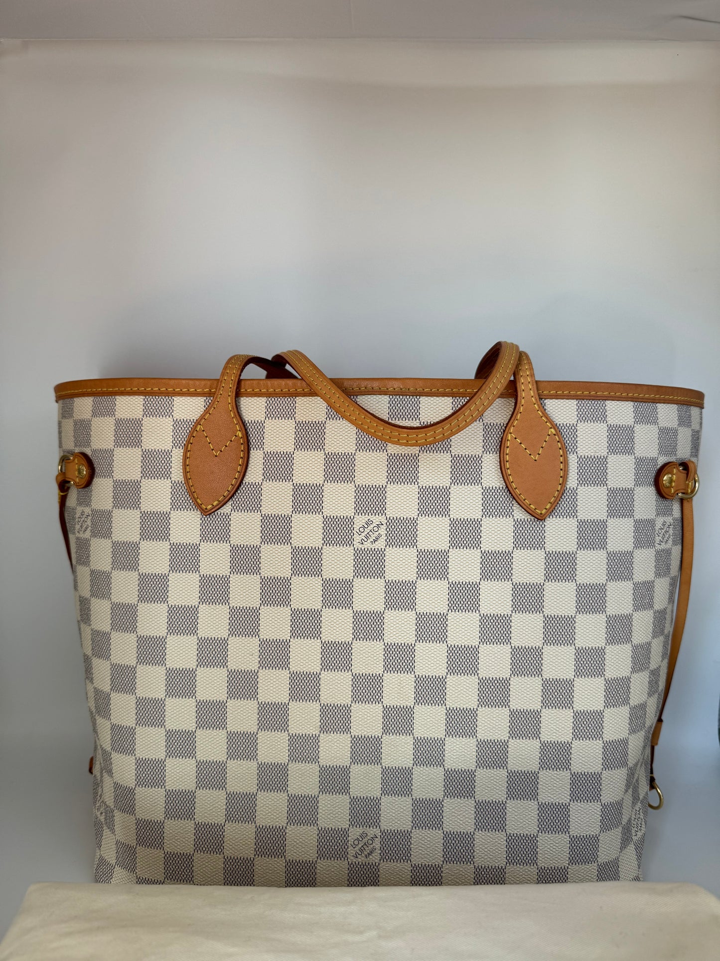 Pre-owned LV Louis Vuitton Neverfull MM Damier Azure w/ Pink Interior Microchipped!