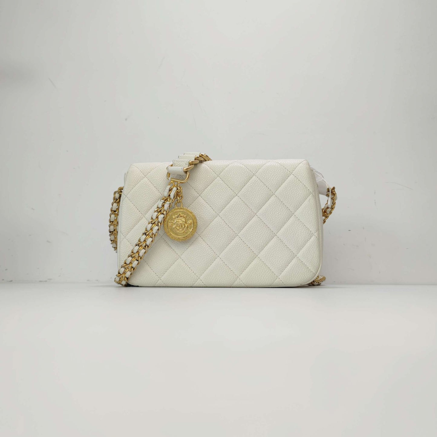 Pre-owned Chanel Soul Flap Mini White Caviar Leather with Microchip