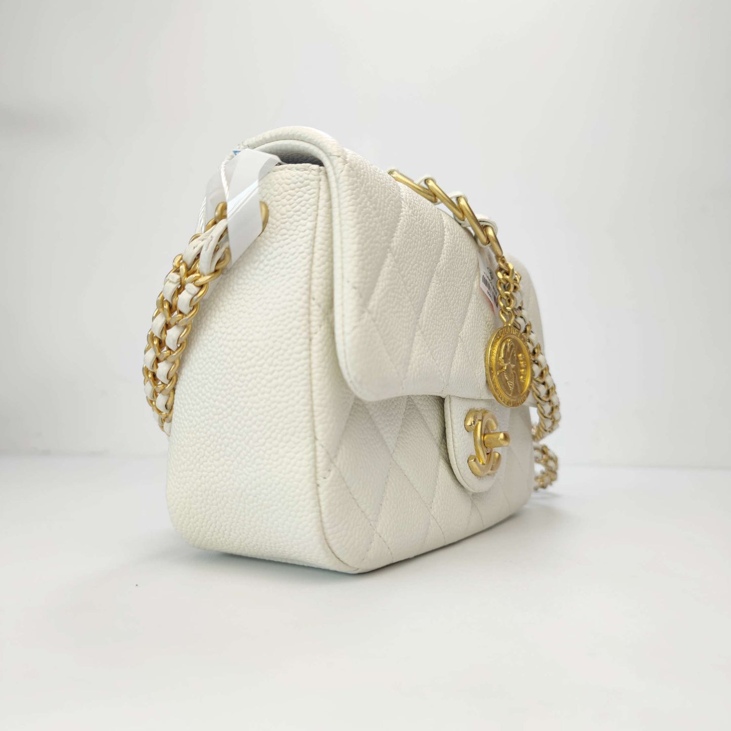 Pre-owned Chanel Soul Flap Mini White Caviar Leather with Microchip