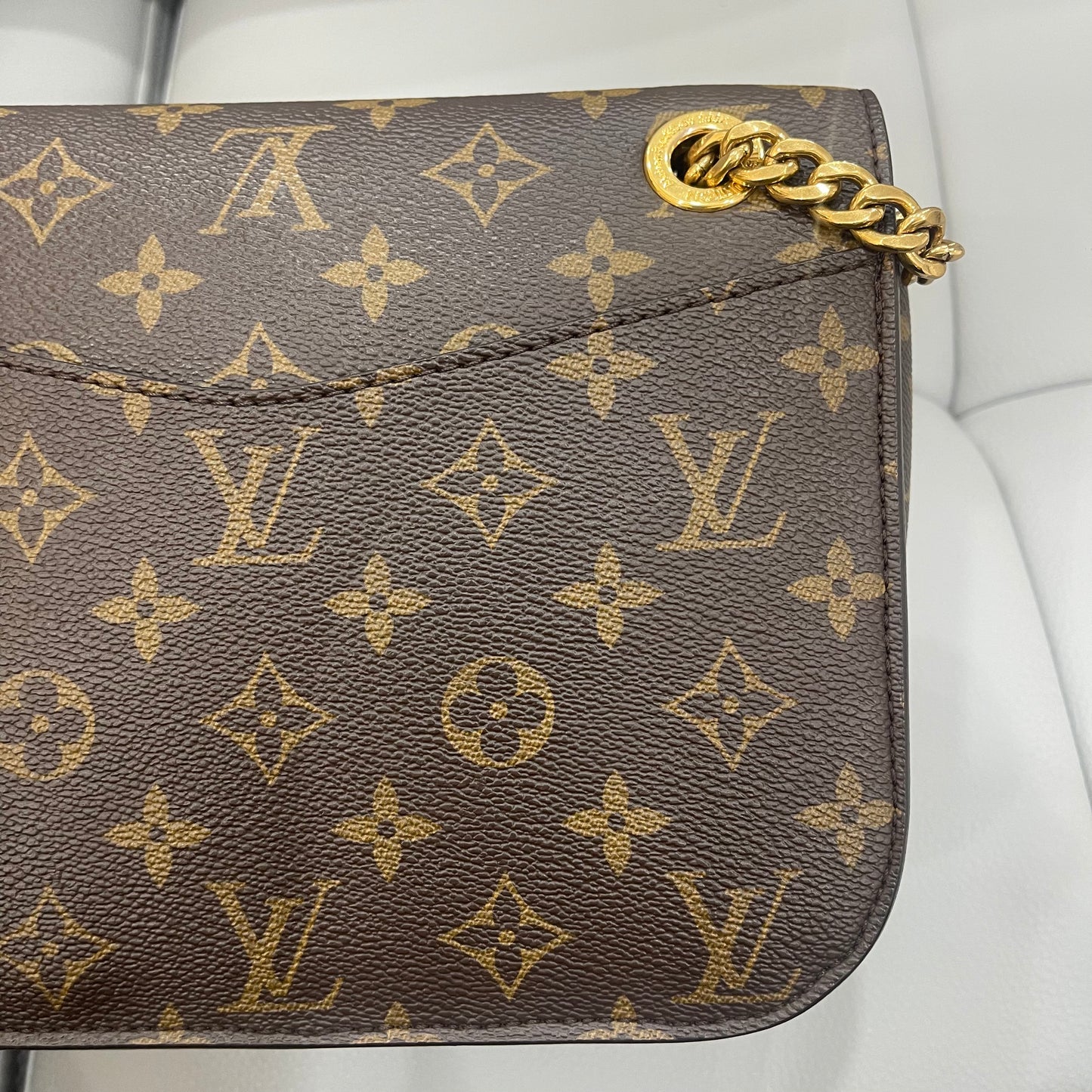 Pre-owned LV Passy Monogram A- condition