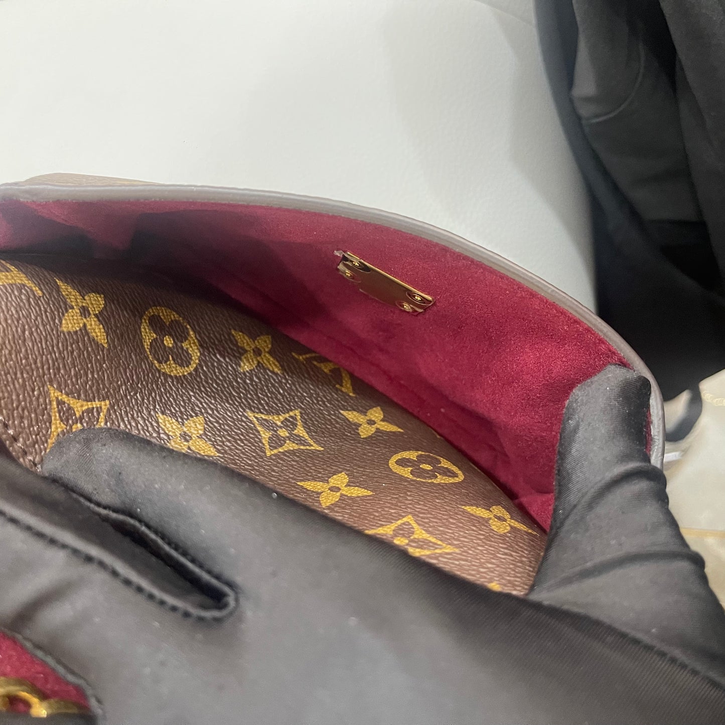 Pre-owned LV Passy Monogram A- condition