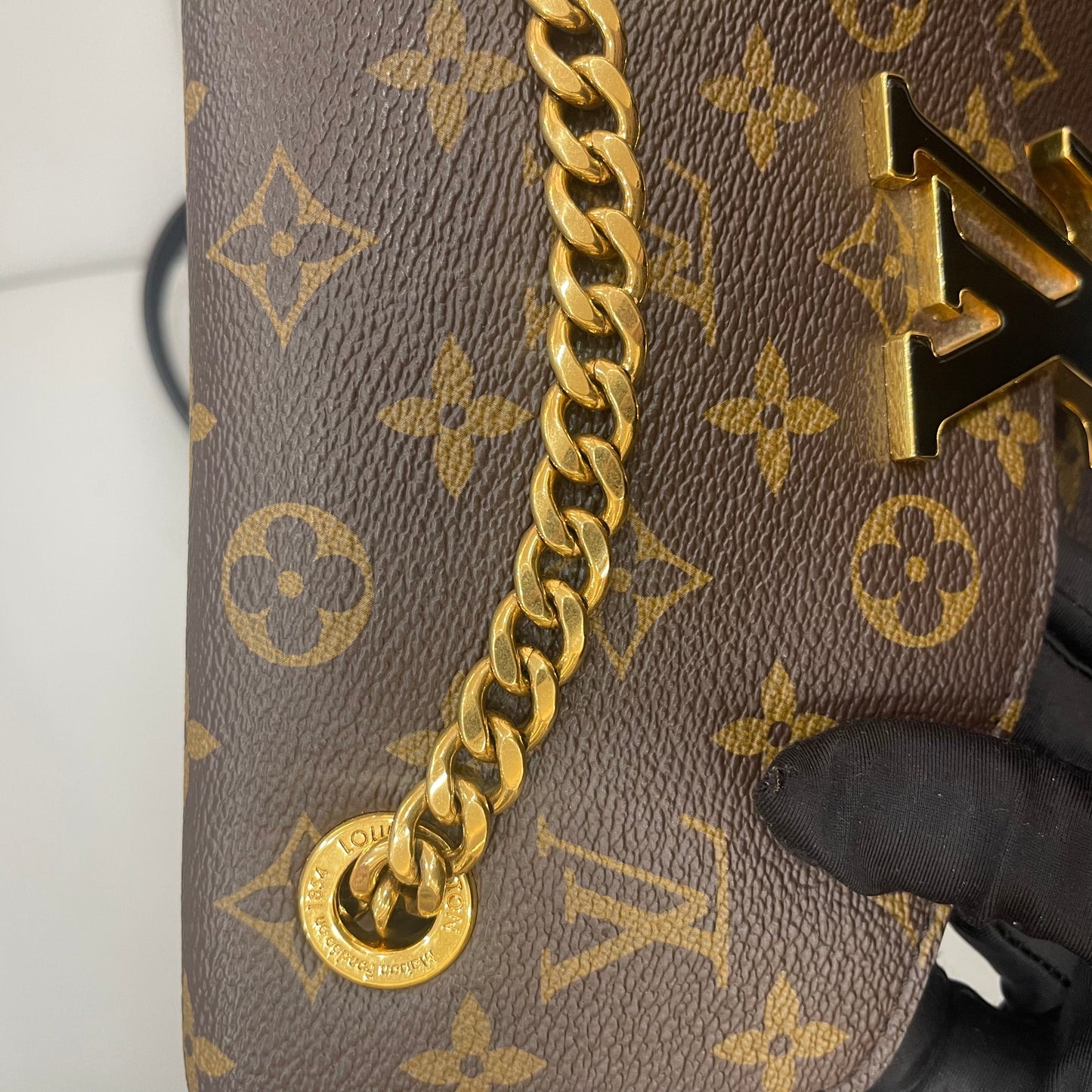 Pre-owned LV Passy Monogram A- condition