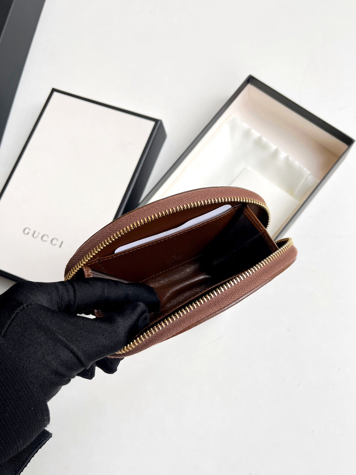 Pre-owned Gucci Small Wallet Supreme GG with box, dust bag