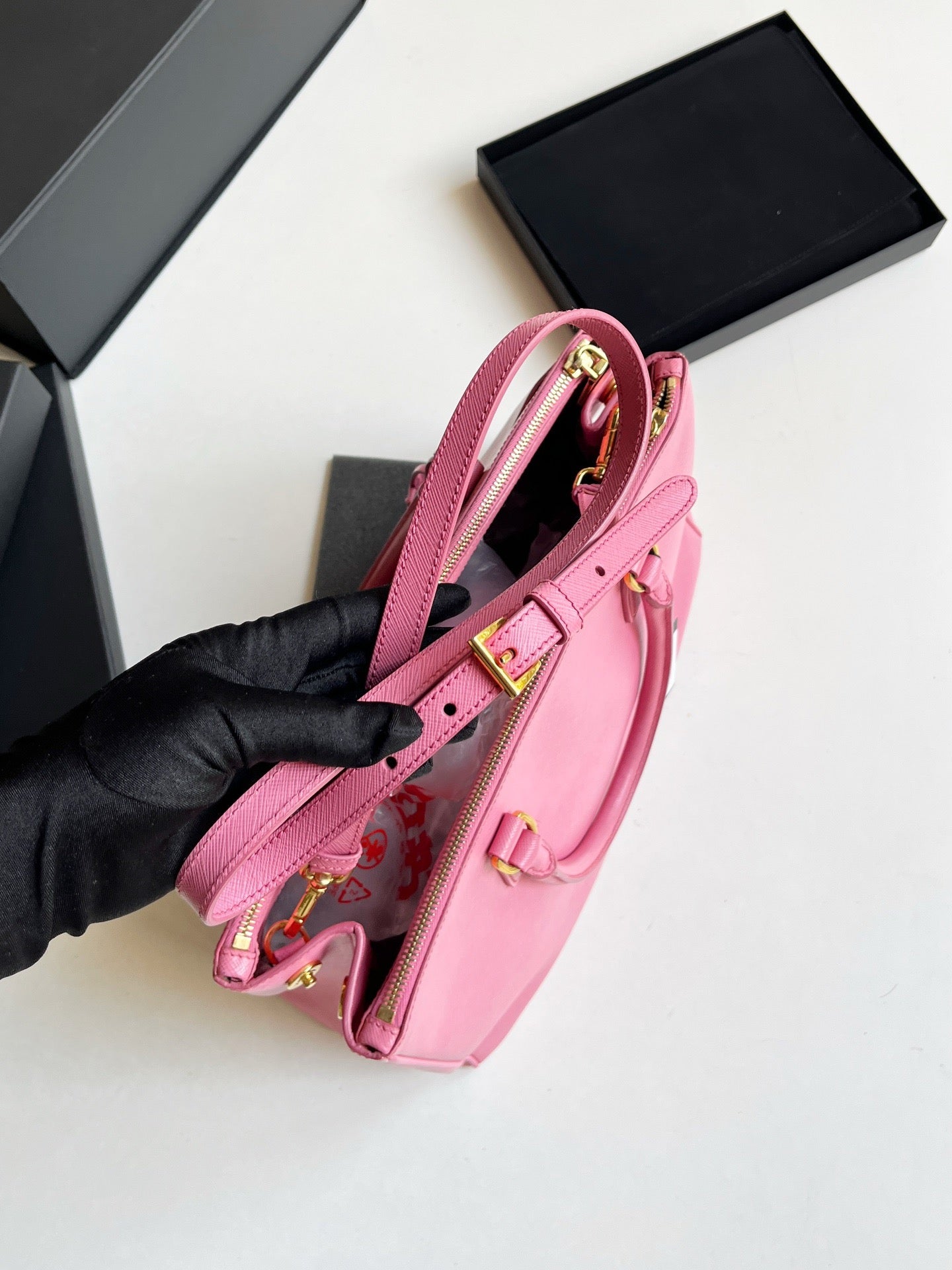 Pre-owned Prada Galleria Large Barbie Pink Saffiano leather w/ dust bag and strap