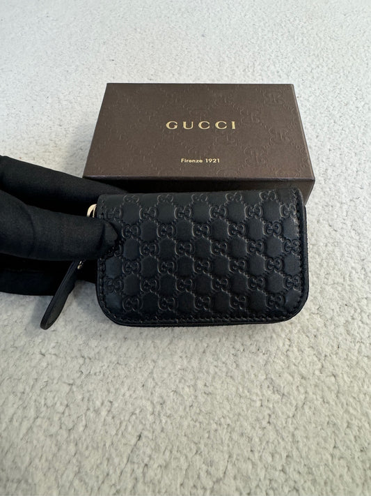 Pre-owned Gucci Small Wallet GG Embossed Black Gucissima Leather, Like New