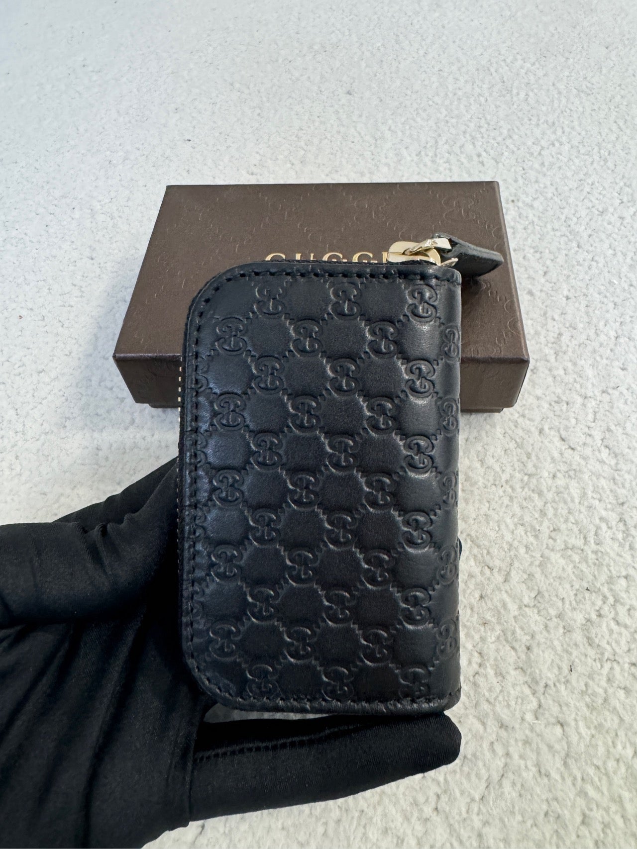 Pre-owned Gucci Small Wallet GG Embossed Black Gucissima Leather, Like New