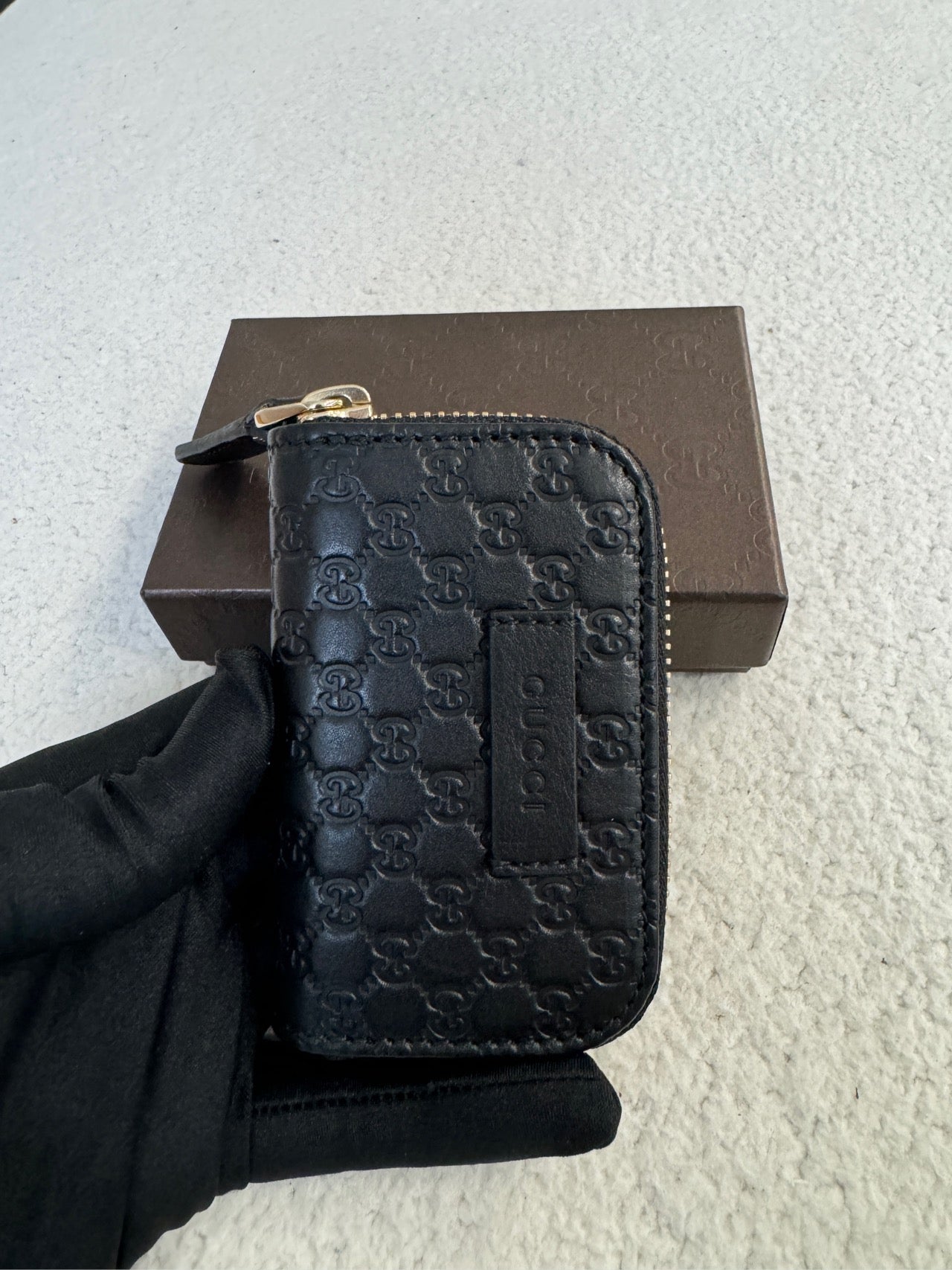 Pre-owned Gucci Small Wallet GG Embossed Black Gucissima Leather, Like New