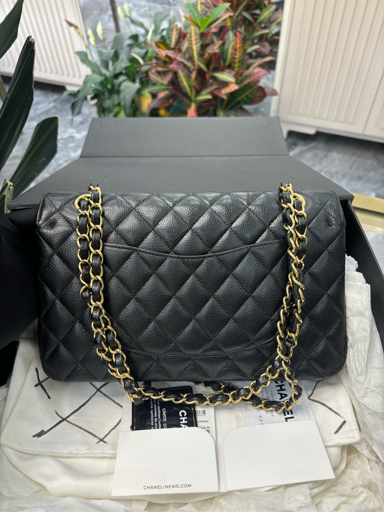 Pre-owned Chanel Classic Flap CF Medium Black Caviar Leather Golden Hw, Full Set, 2017-2018