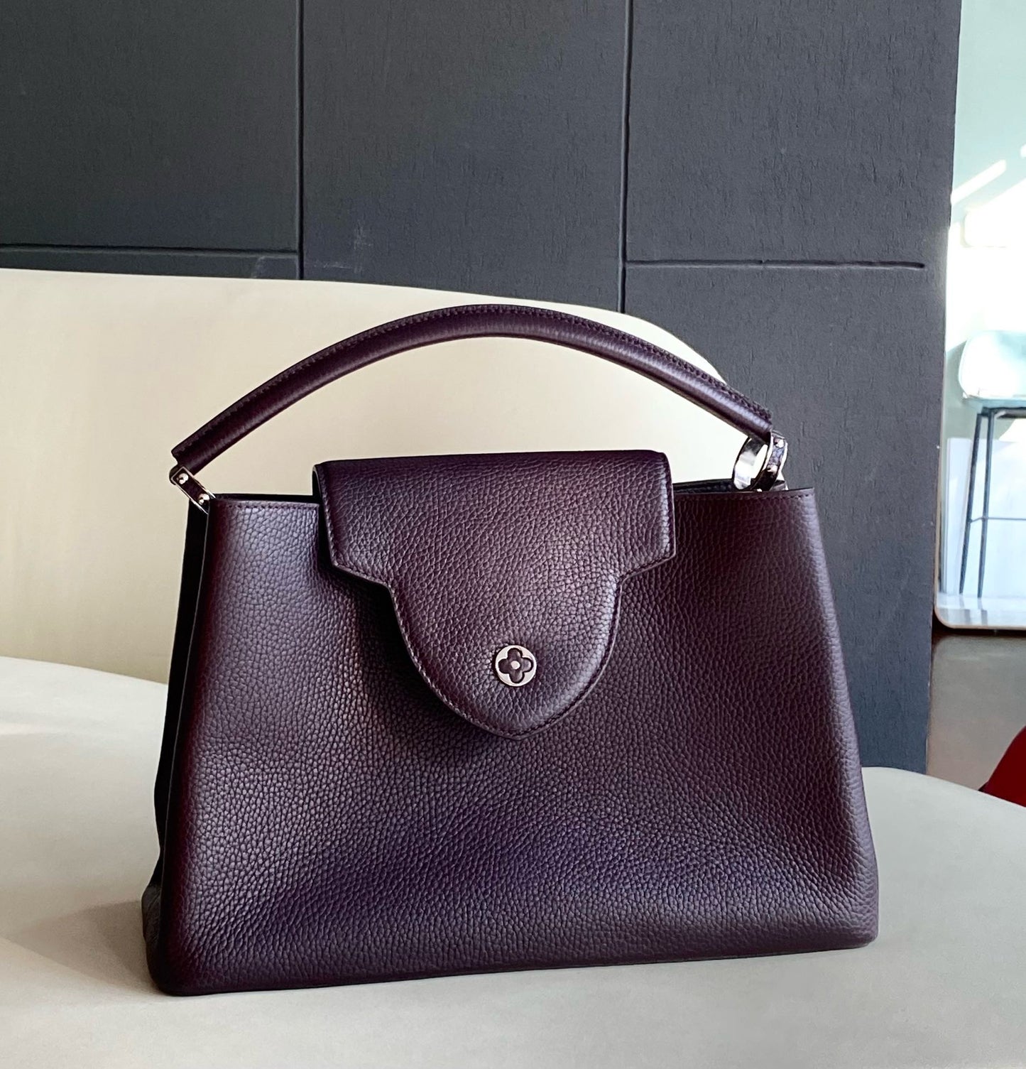 Pre-owned LV Louis Vuitton Capucines GM Plum Calfskin Silver Hardware