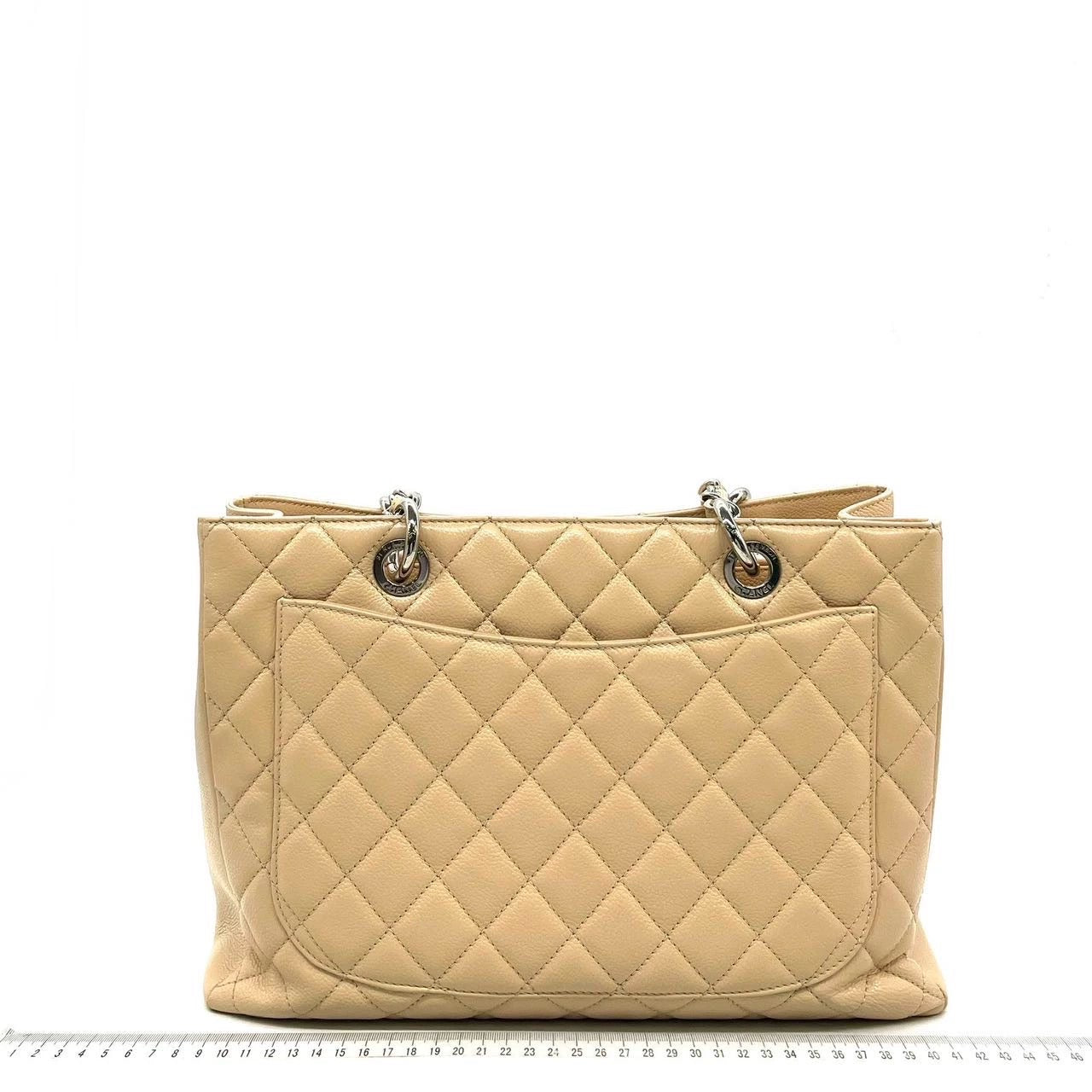 Pre-owned Chanel GST Beige Caviar Leather with Silver Hardware