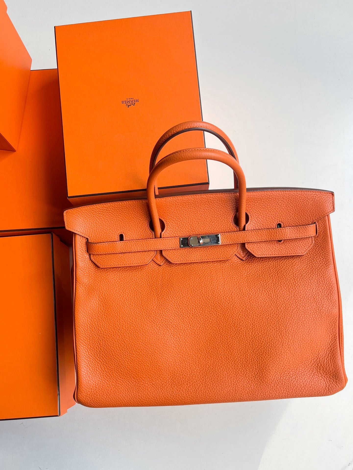 Pre-owned Hermes Birkin 40 Togo Leather 93 Orange, with dust bag, key, no lock, 2009