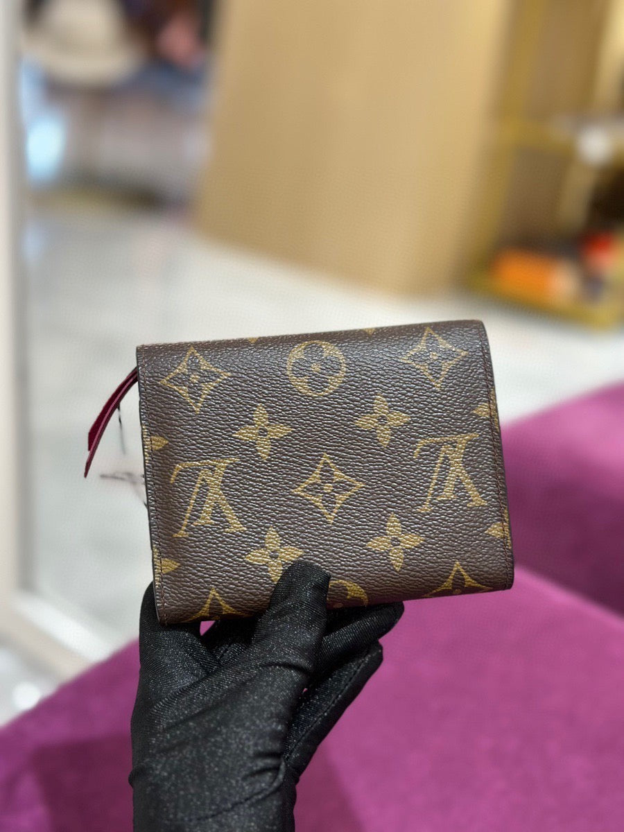 Pre-owned LV Louis Vuitton Victorine Wallet with Fuchsia Interior