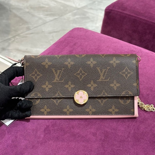 Pre-owned LV Louis Vuitton Flore Ballerine Long wallet with Pink Leather accents